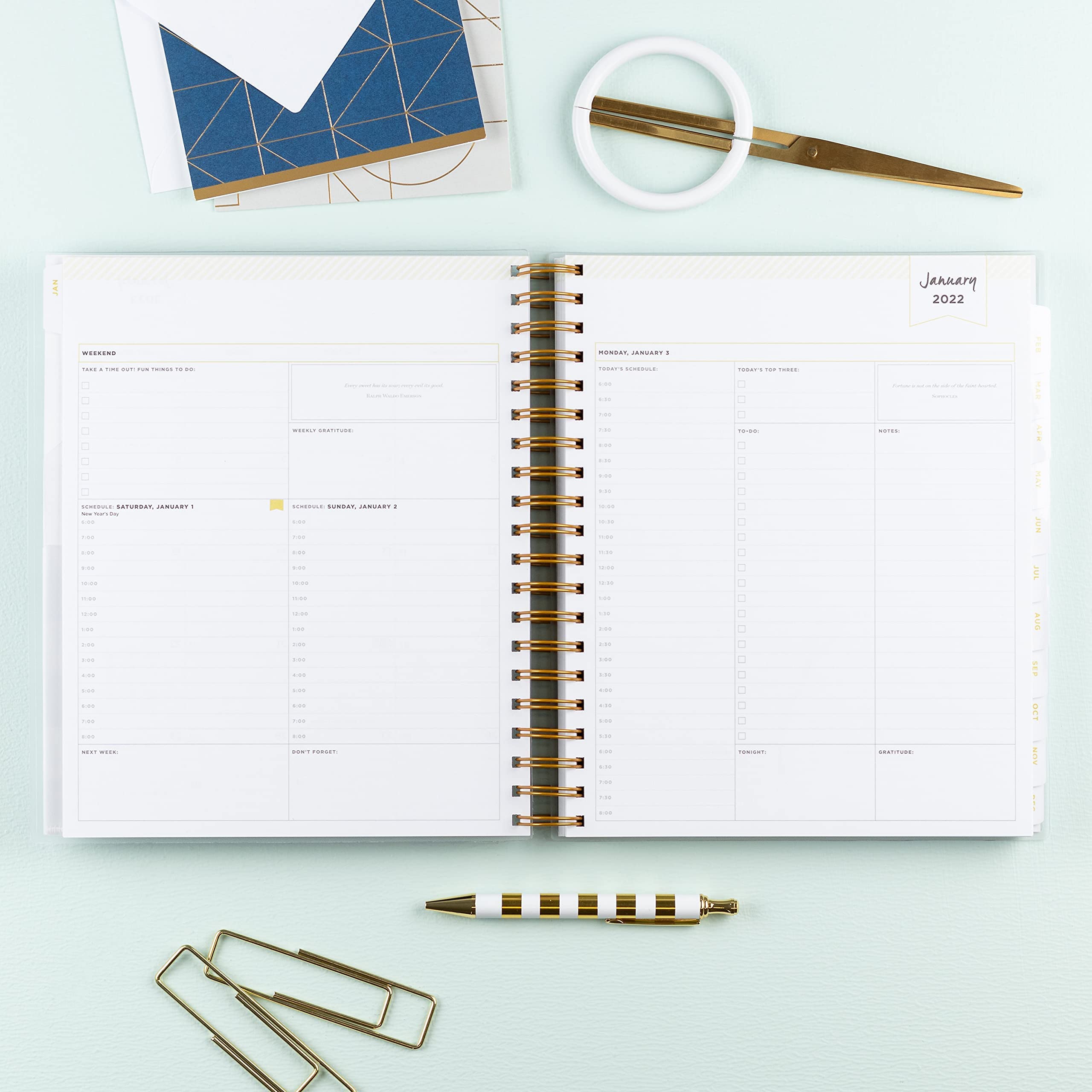 Blue Sky Day Designer per agenda giornaliera e mensile 2022, 20,3 x 25,4 m, copertina flessibile satinata, rilegatura a filo, a righe blu navy (103622-22)