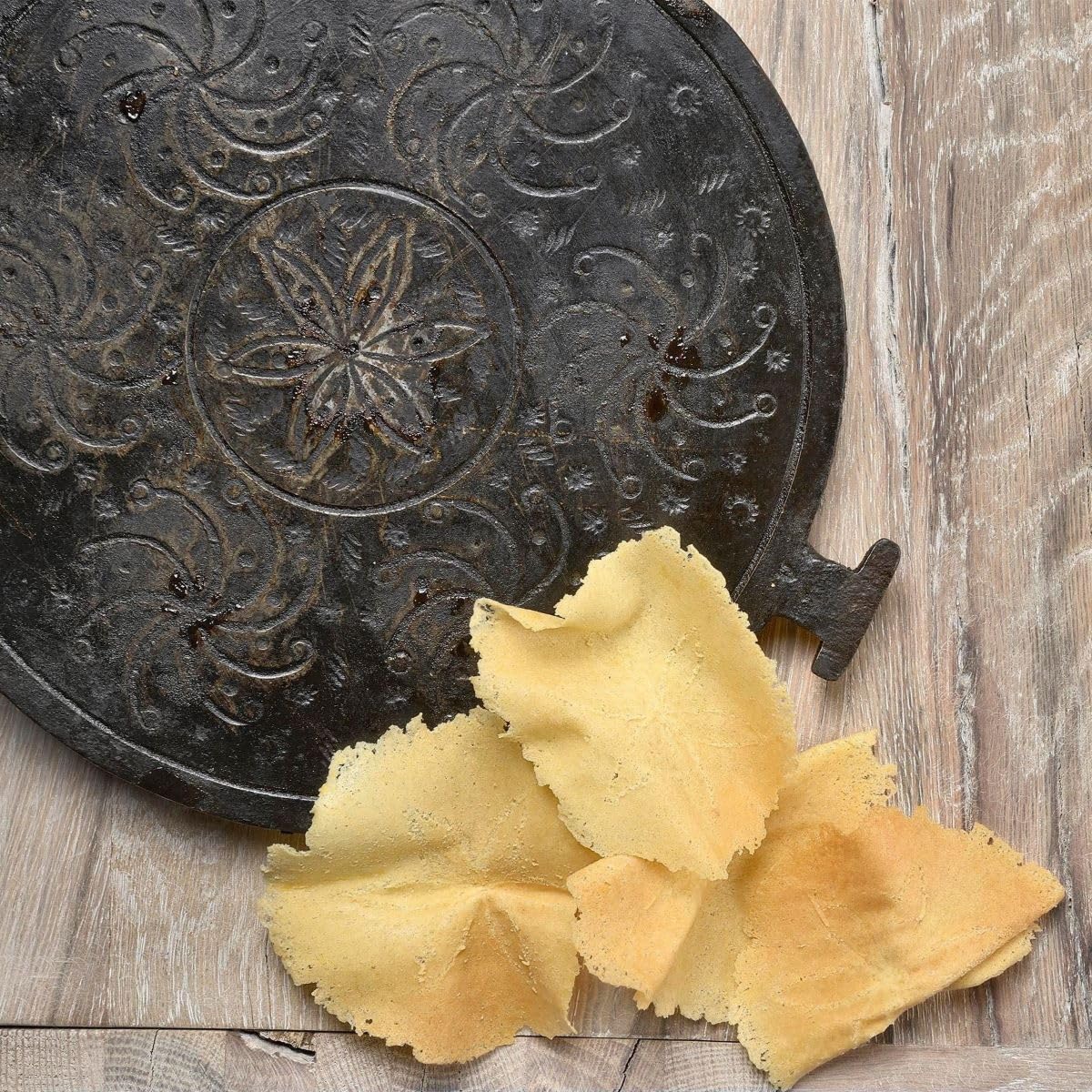 Famiglia Desideri - Brigidini di Lamporecchio all'anice senza glutine, biscotti croccanti artigianali italiani, sfogliette tipiche toscane dolci tradizionali, 600g
