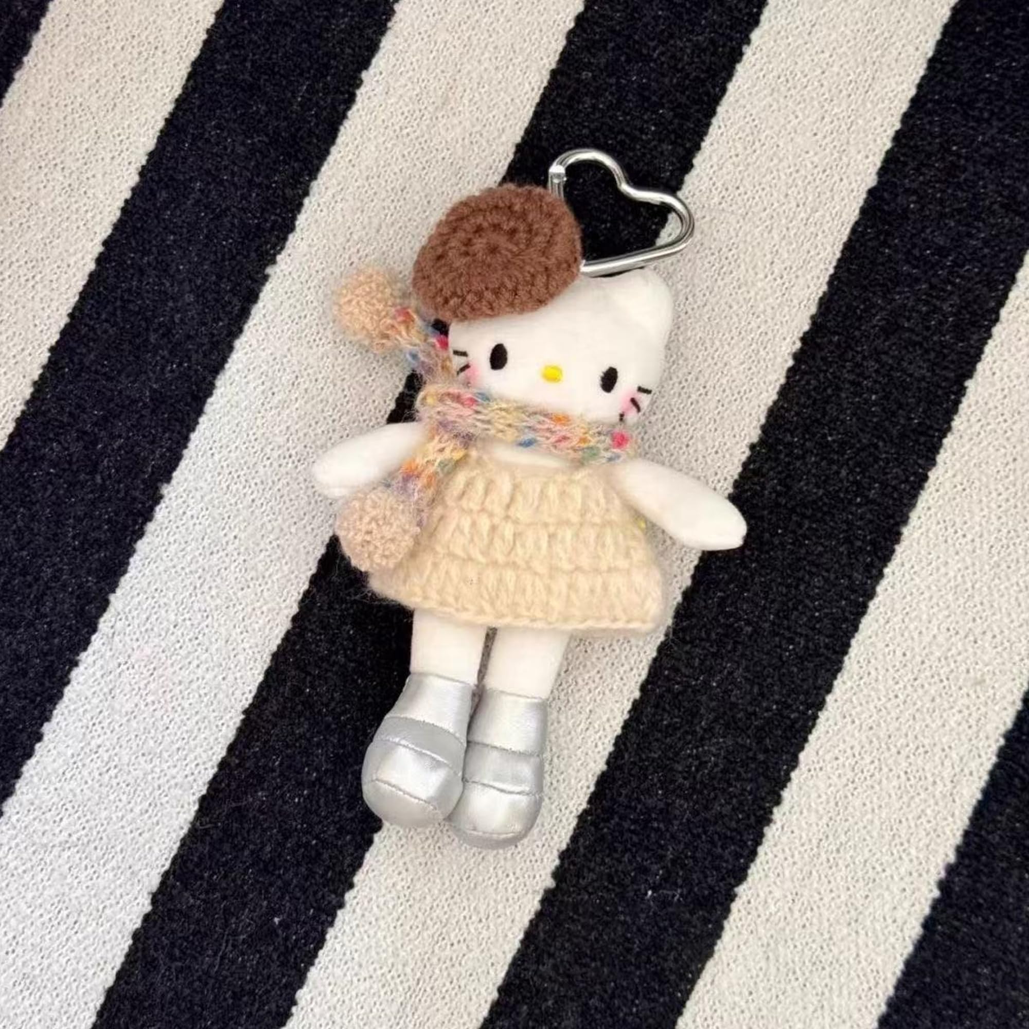 かわいいキャラクター ストラップ ホワイト Amazon.co.jp: GUZIBAO キーホルダー バッグストラップ
