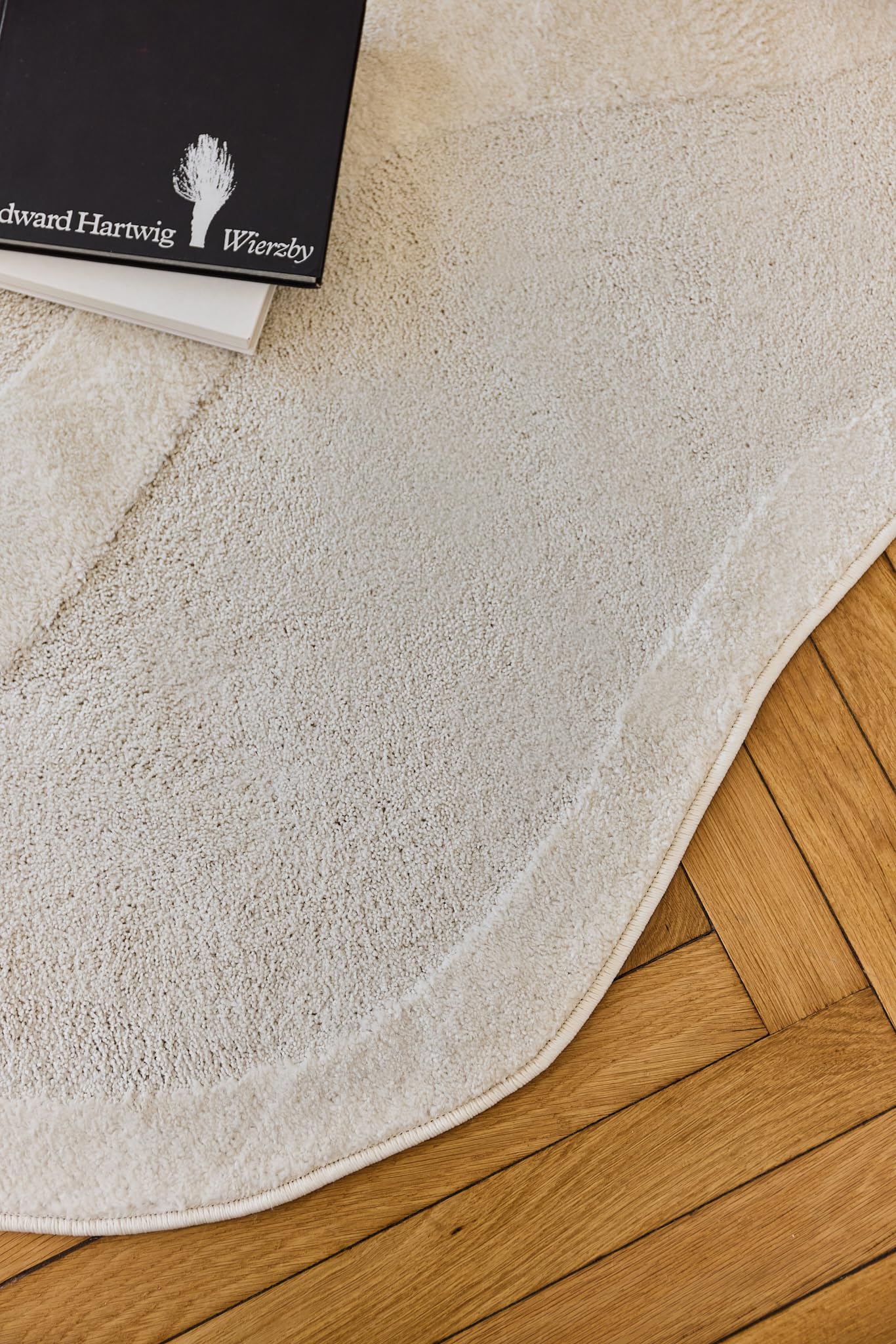 TAPISO Terra Teppich Kurzflor Creme Beige Weiß 200 x 300 cm | unregelmäßige Form geometrisch Muster 3D Effekt für Wohnzimmer & Schlafzimmer strapazierfähig pflegeleicht oeko-tex
