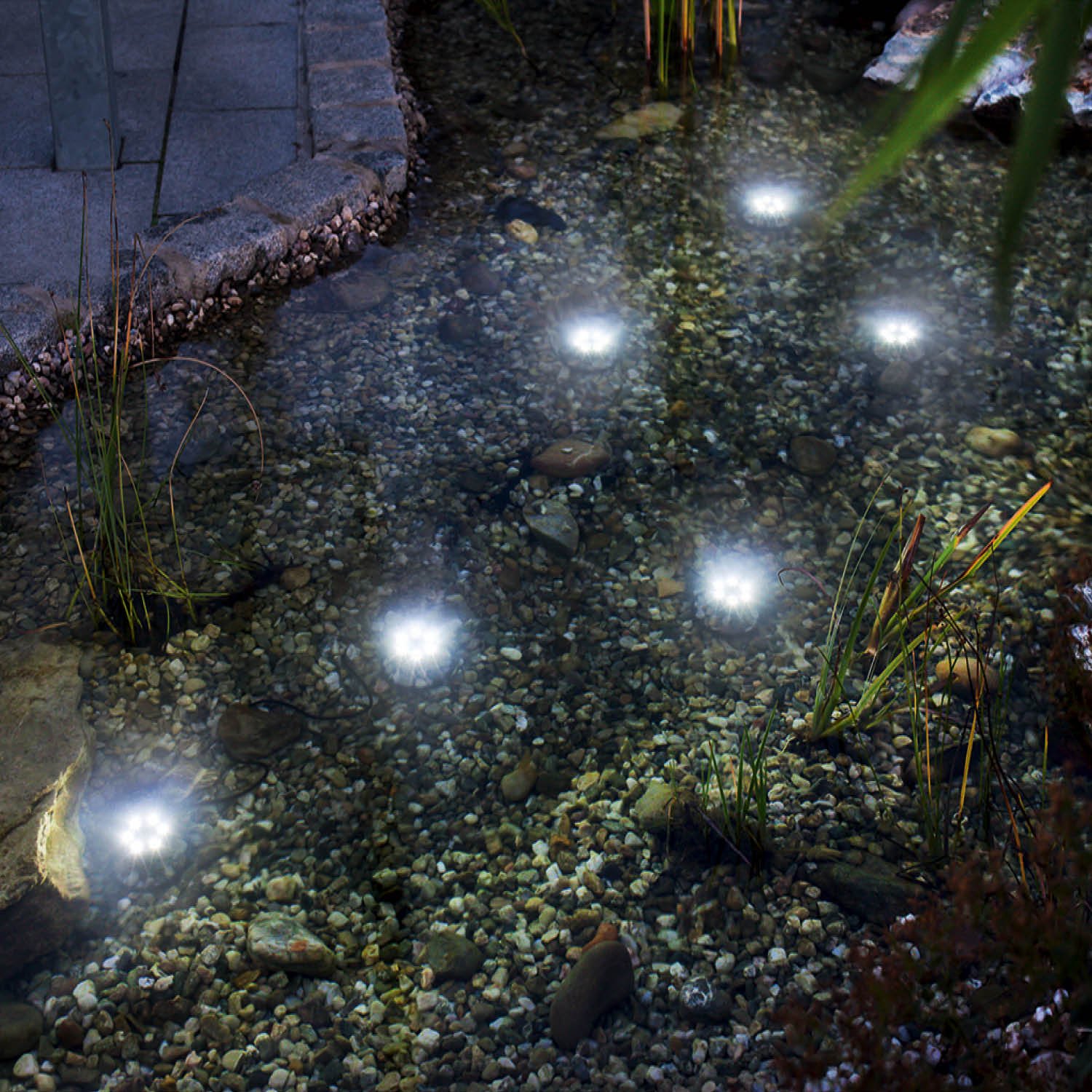 Esotec Solar sott'acqua faretto Super Splash, 6 faretti, 30 lm, 2 W pannello solare 102150