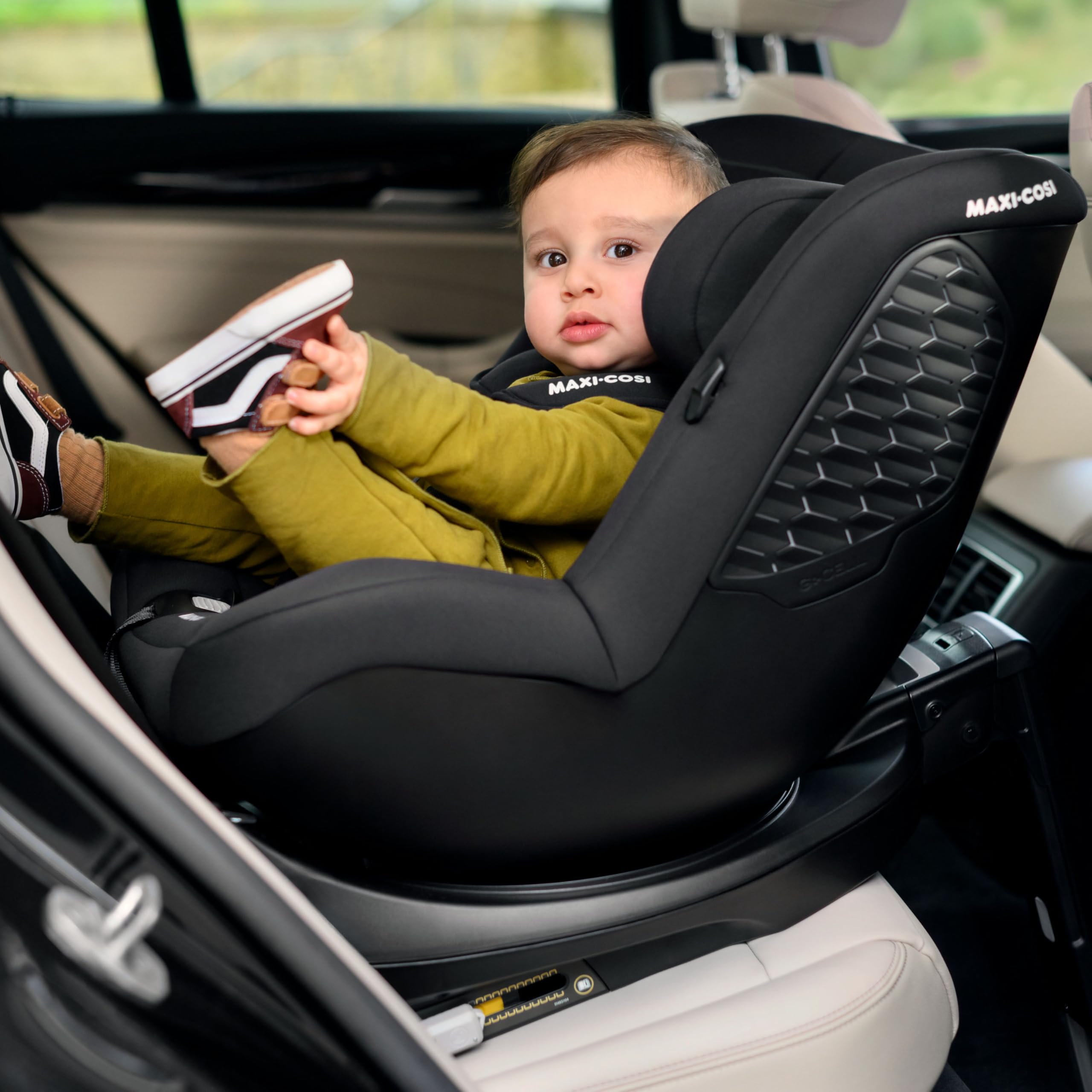 Maxi-Cosi Mica 360 S Comfort, Tessuti Traspiranti, Seggiolino Auto Girevole 360, 0-4 Anni (40-105 cm), Rotazione FlexiSpin, 5 Posizioni Reclinate, Protezione G-CELL, Ganci per Cinture, Authentic Black
