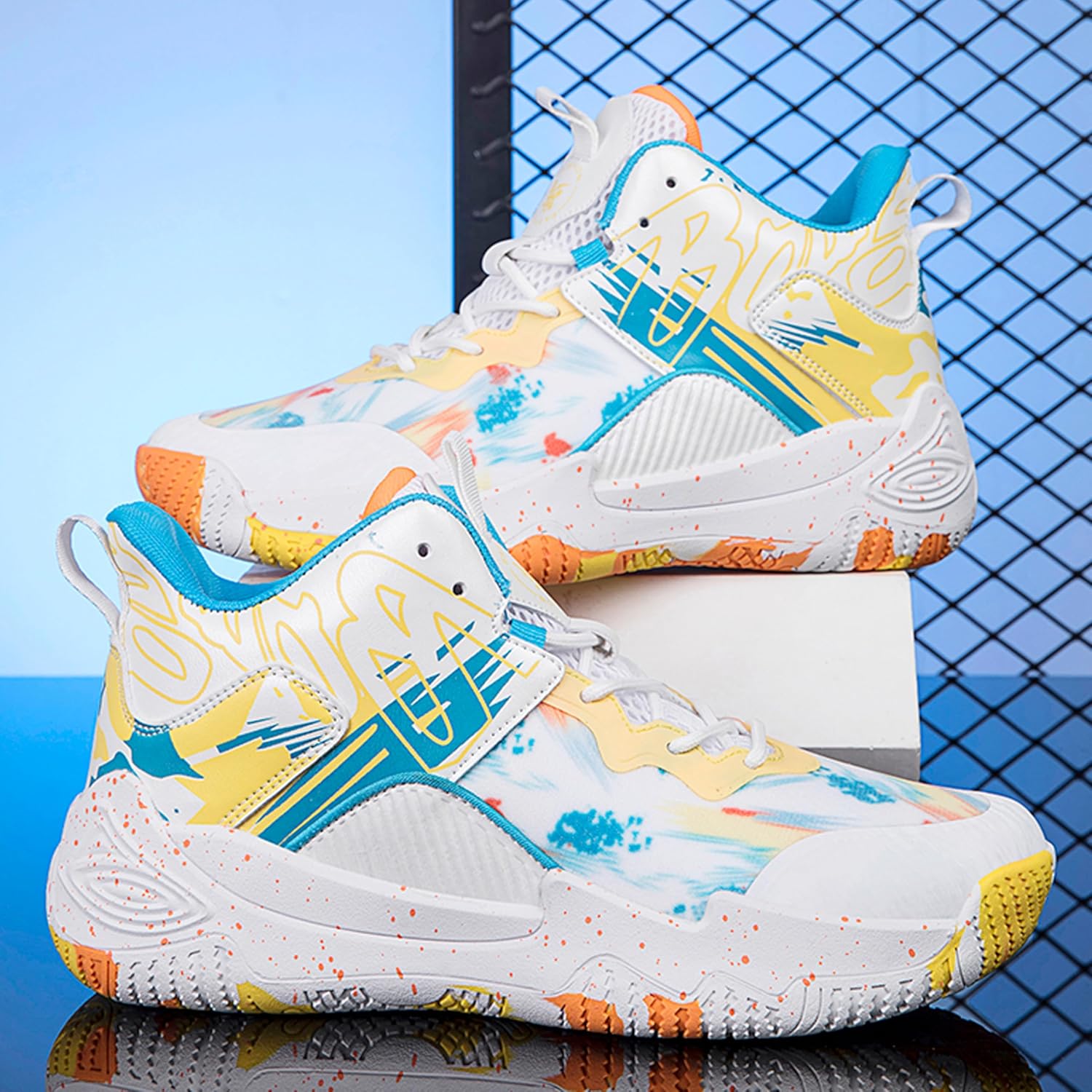 Men's High-Top Basketball Shoes Anti-Slip and Wear-Resistant Soles Running Shoes Graffiti Design Fashionable Sports Shoes - Image 3