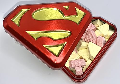 Miniatura 5 de Superman S-Shield Sours Candy - Paquete de 12 latas de dulces coleccionables con logotipo de Superman S con exhibición, caramelo con sabor a cereza