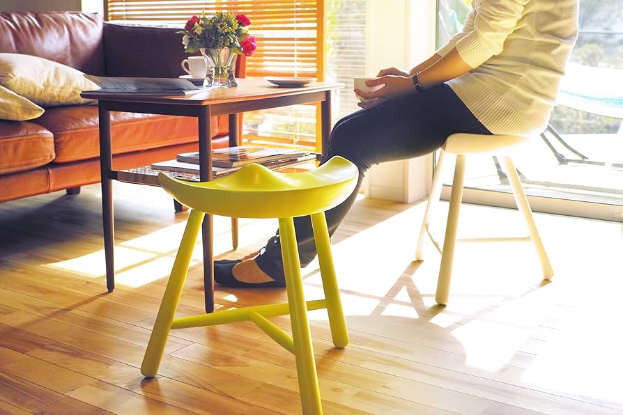 North Orangeスツール チェア Amazon｜North Orange 3本足 木製 スツール 白 ミルカーズ