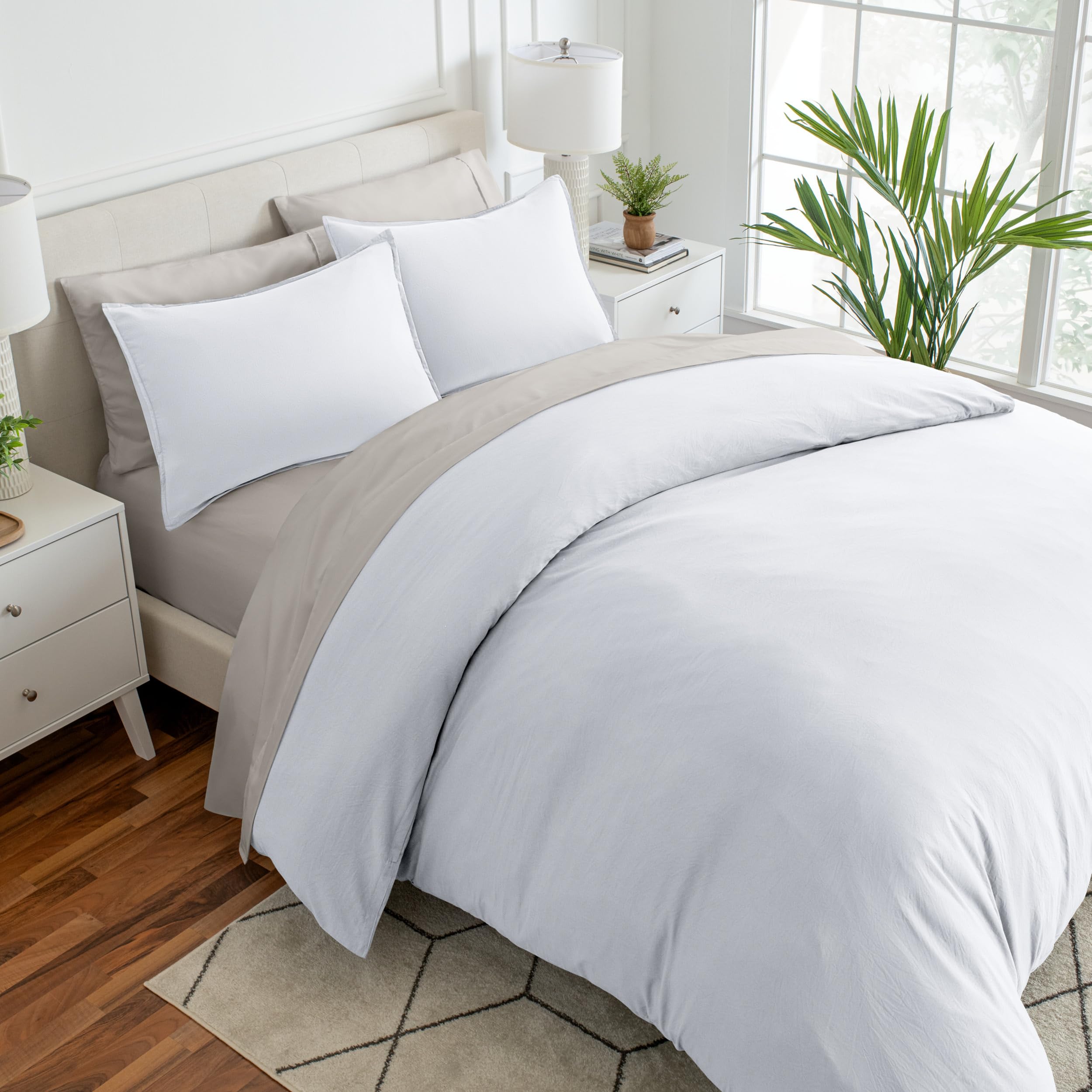 Bare Home Microfiber Duvet Cover Set - Ultra Soft Washed Microfiber - Queen Size - Linen-Like Look - Easy Care - Breathable Fabric - Our Softest Duvet Cover Set (Queen, White)