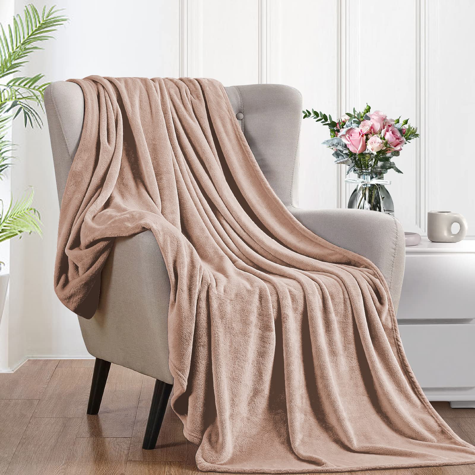 FARFALLAROSSA Manta Grande para Cama 150 y Sofá, Cubrecama de Franela Polar Súper Suave y Cálido para Invierno, Oeko-Tex, 210 x 240 cm Beige
