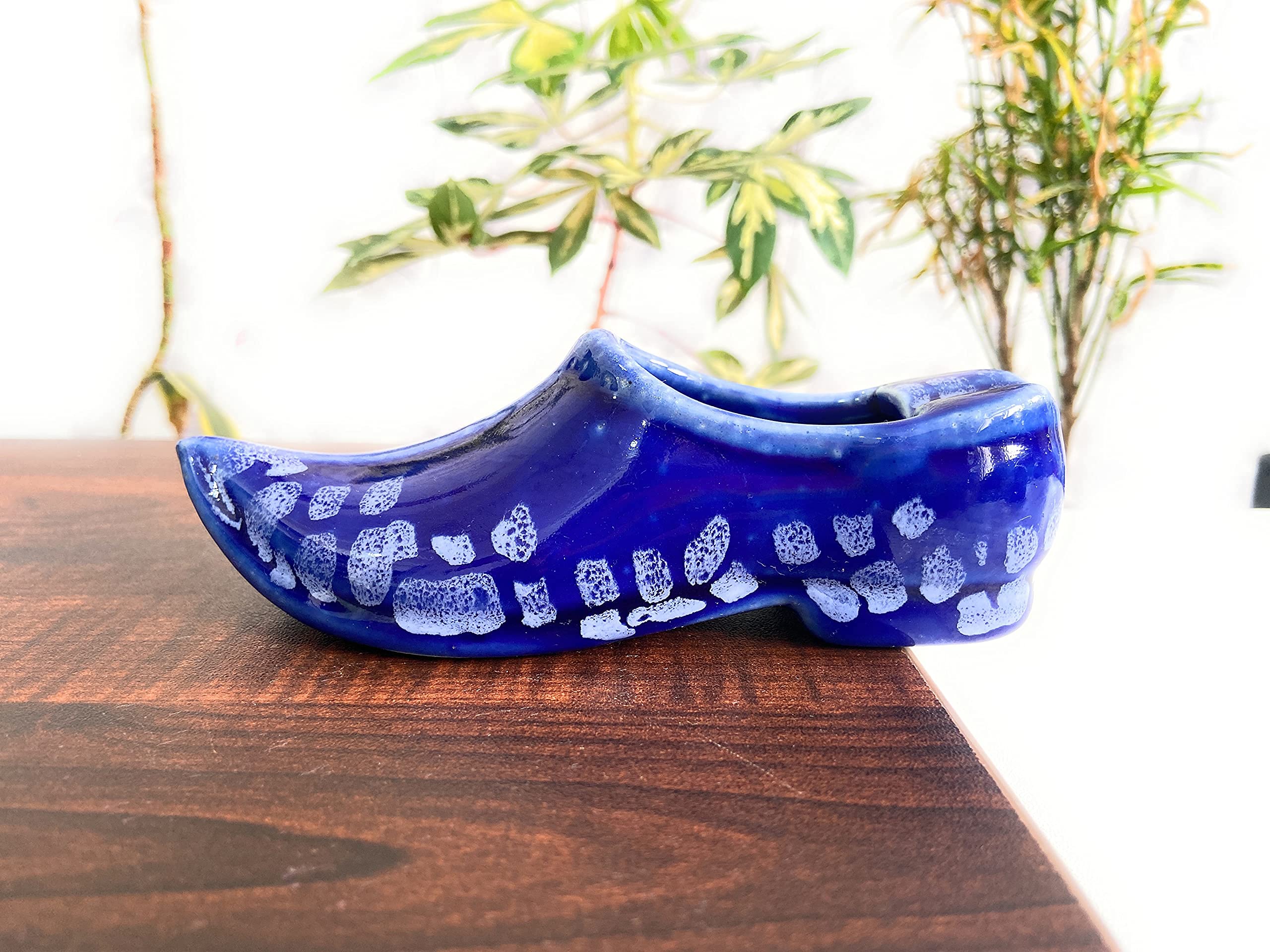 Heart Stealer Rajasthani Juti Style Cigarette Ashtray Smoking for Home, Office and Bar-Blue Colour-image-16