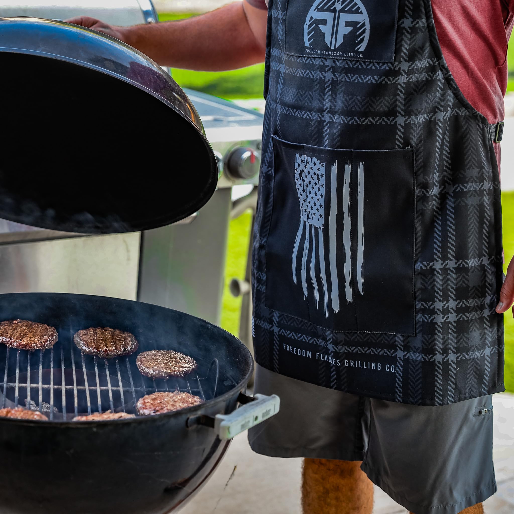 Delantal para parrilla de barbacoa, fabricado en los Estados Unidos, delantal de cocina con bolsillos, accesorio de parrilla para barbacoa y ahumador de carne