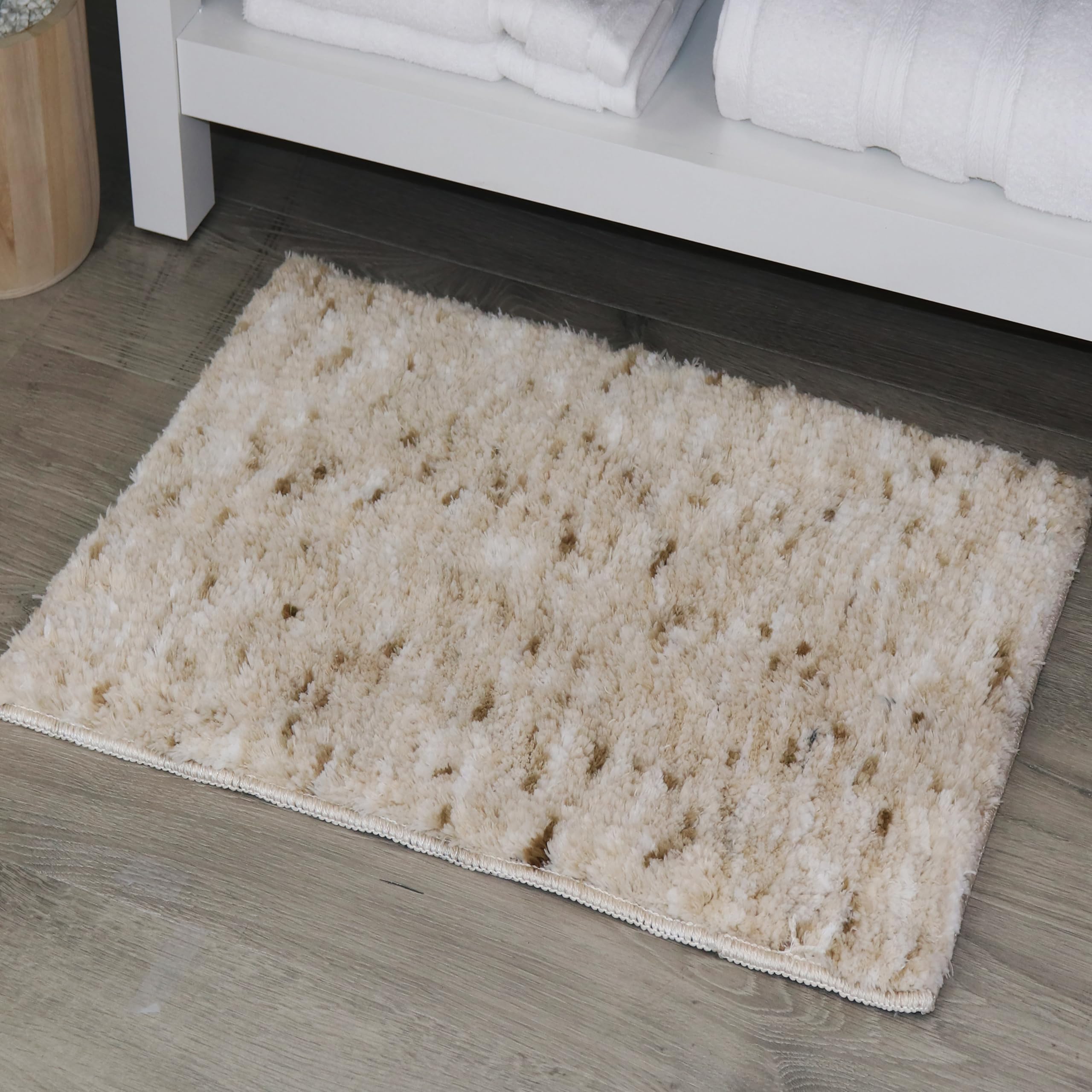 Bathroom Rugs, Extra Soft Absorbent Bath Rugs, Non-Slip, Quick Drying, Machine Washable, Plush Comfort for Bathroom Floor, Tub, Shower and Home Decor