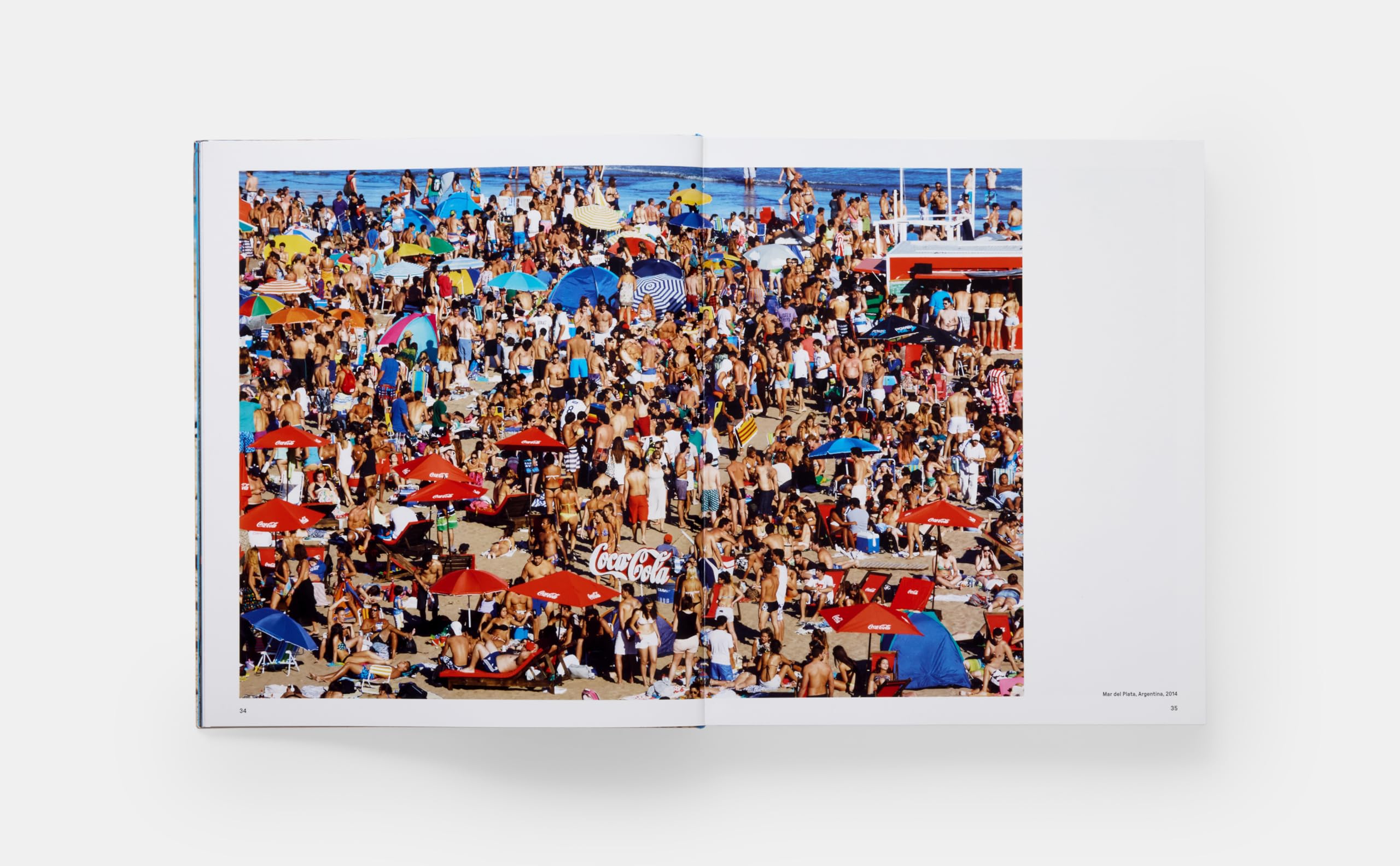 Amazon.co.jp: Martin Parr: 本、バイオグラフィー、最新アップデート
