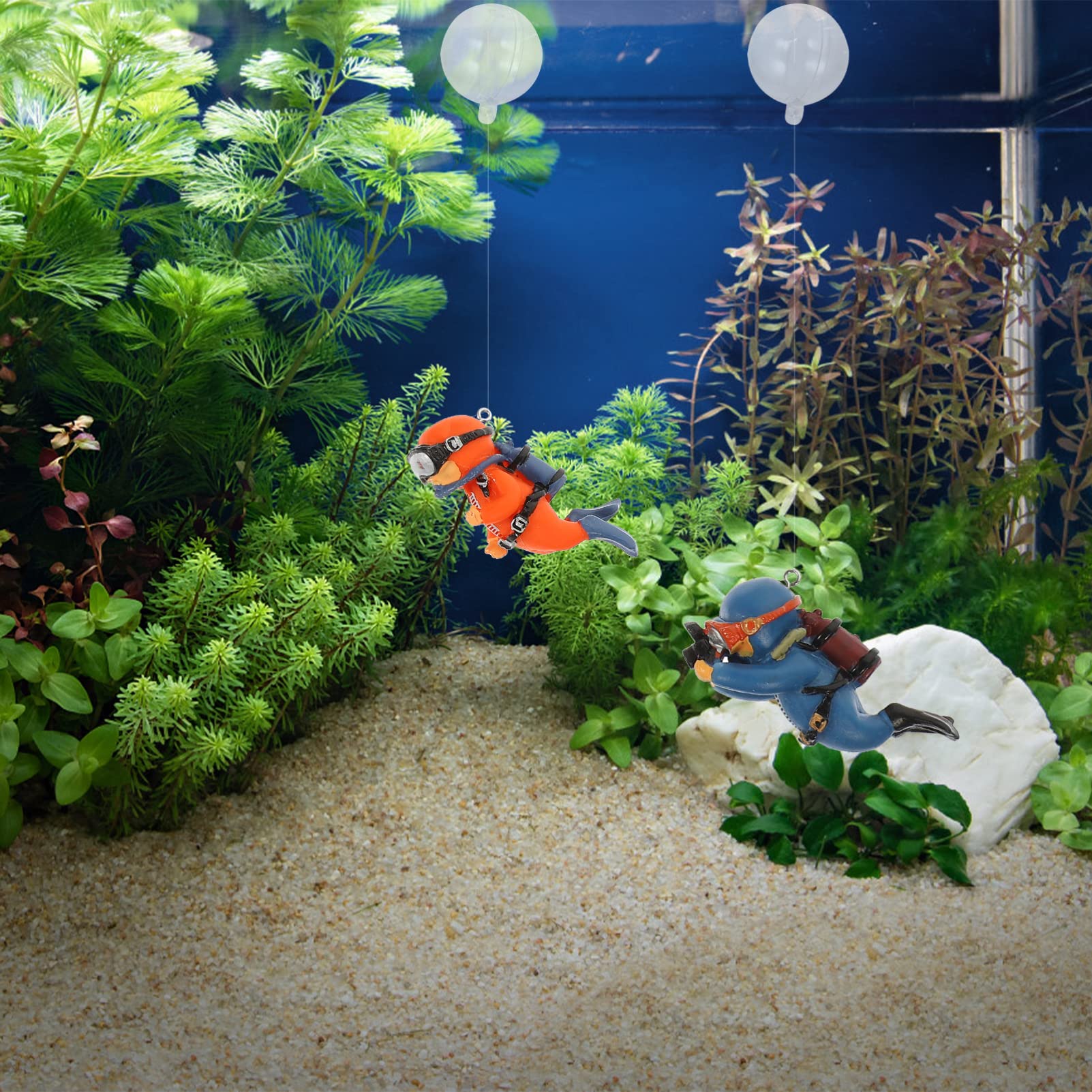 Toddmomy 12 Pièces Ornements D'aménagement Paysager D'aquarium Mini-Figurines Mini Figurines pour Enfants Jouet d'enfant Petits Jouets De Bain Les Plongeurs PVC Accessoires Dessin Animé