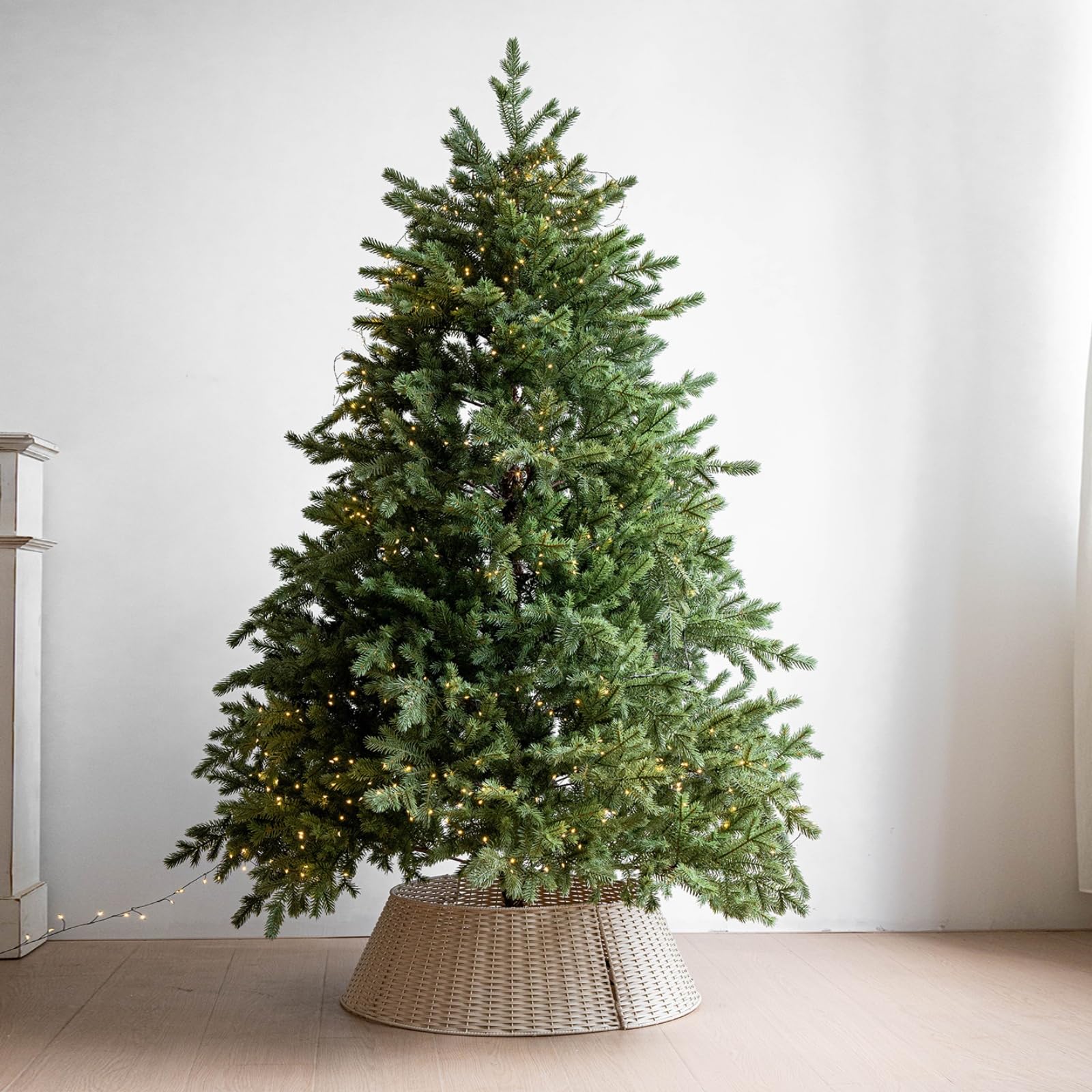 Odot Jupe de Sapin de Noël Rotin 120-150cm, Jupe de Sapin de Noël Osier Cache-Pied de Sapin Tressé en Rotin pour Support de Décoration de Fête à La Maison de Vacances (Beige Blanc,58 * 75 * 26cm)