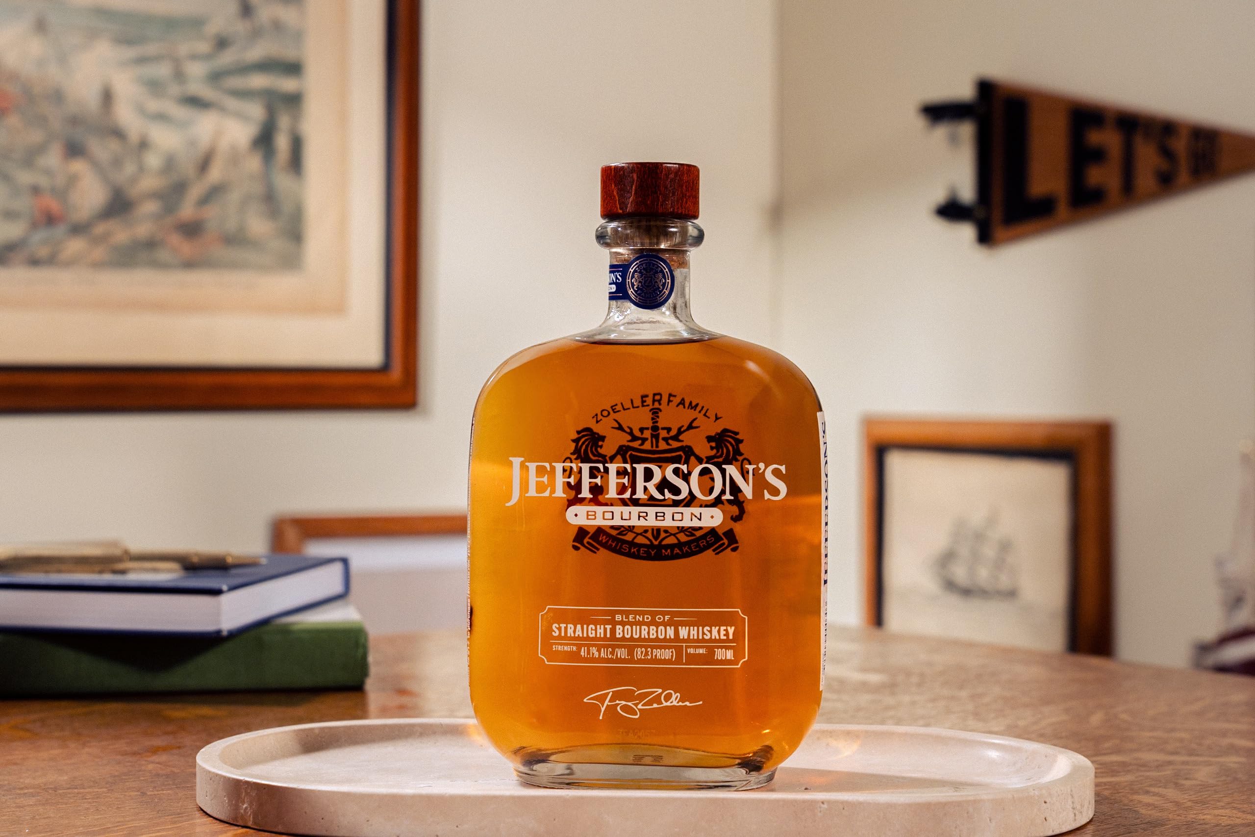 Jefferson's Straight Bourbon Whiskey, Vanille, Pfirsich, Toffee Aroma und eine feine Honig-Nuance, Pur oder in Cocktails genießbar, Vol. 41,15%, 0,7 l