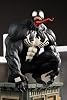 McFarlane Toys - Marvel Venom 1:6 Scale Collectible Scene & Comic Venom #5