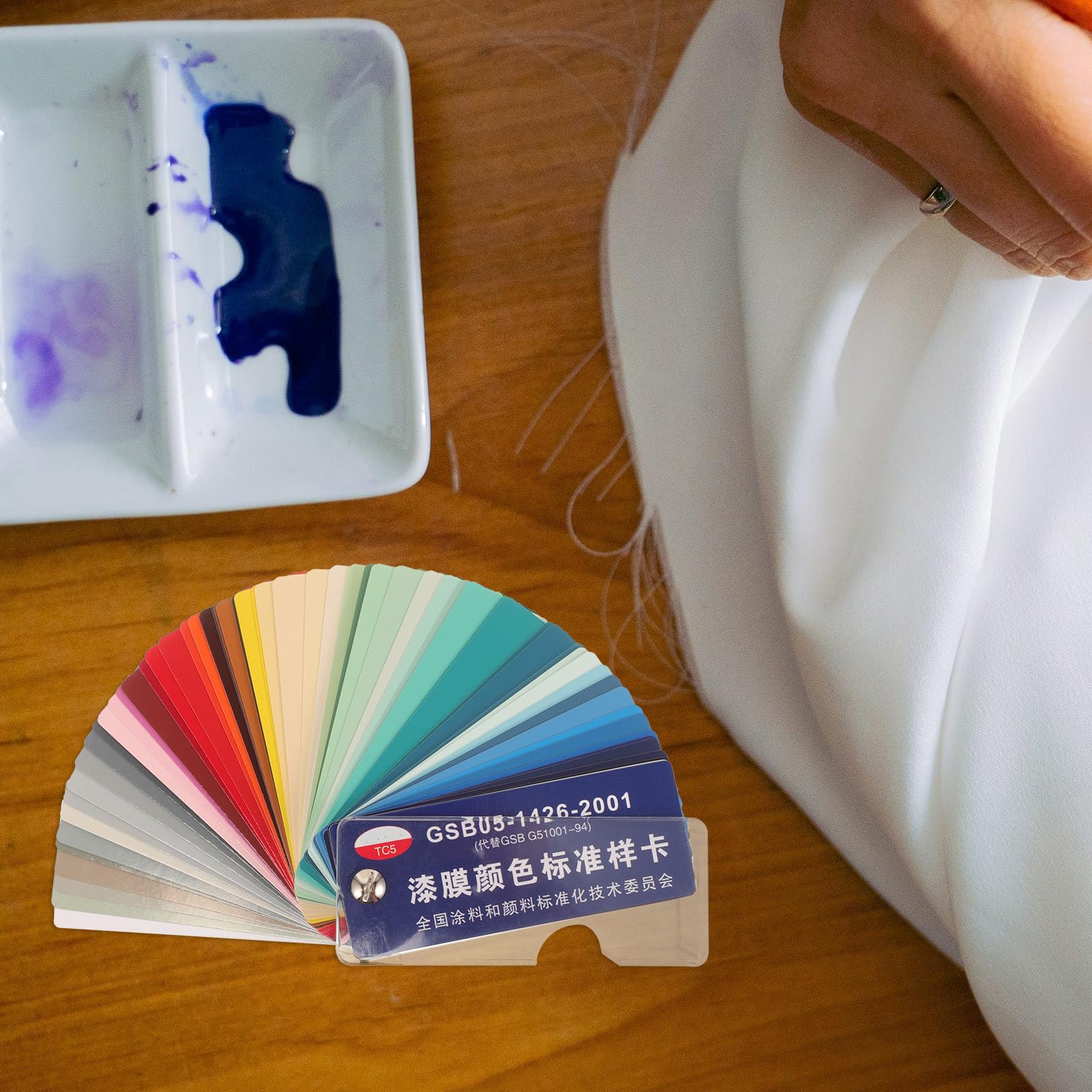 FOMIYES Mazzetta Colori Ral con 83 Colori Standard su Carta Plastificata per Vernici da Pavimento e Hardware, Affidabilità Elevata per Progetti Fai-da-te e Applicazioni Varie