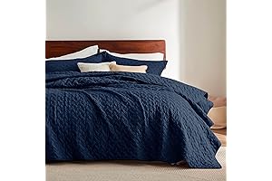 Navy Blue Quilted Blanket for Comfort and Style