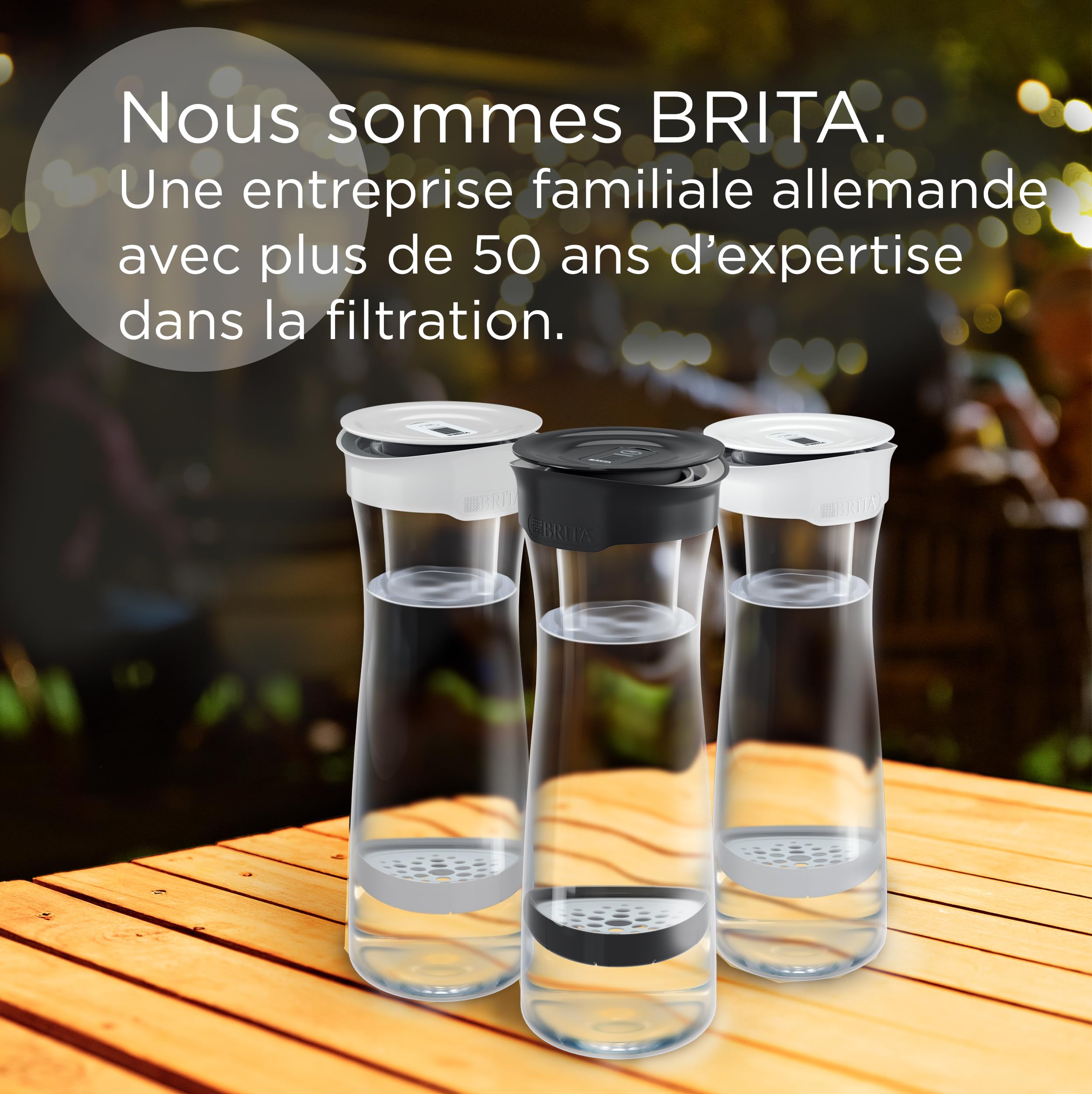 Brita Carafe Filtrante Blanc/Gris 1,3L - Inclus 3 Filtres MicroDisc - Filtre le Chlore et les Substances Altérant le Goût - Sans BPA - Facile à Utiliser