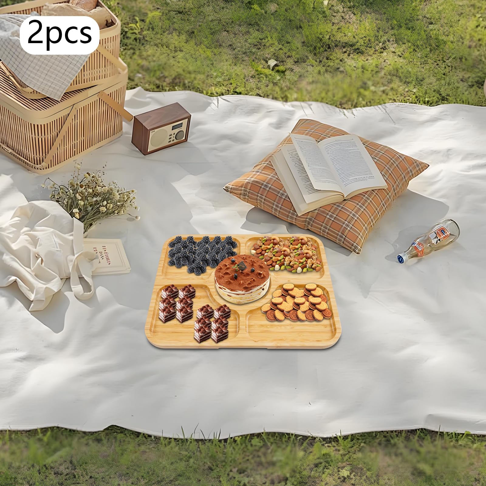 Lot de 2 Planches à Charcuterie avec Couvercle Transparent Verrouillable, Planche à Découper en Bambou, Plateau Apéritif Réversible, Idéal Pique-nique et Repas en Famille (5 Compartiments)
