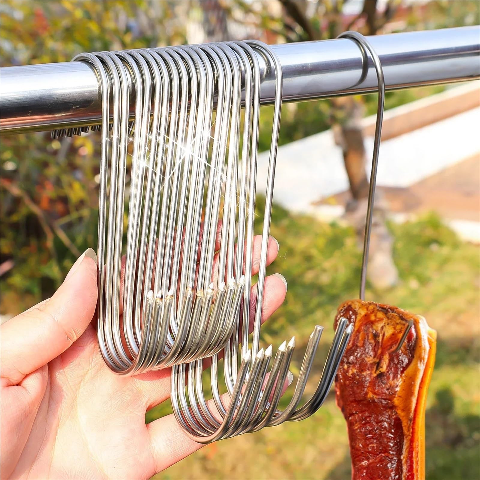 100 ganchos en forma de S de acero inoxidable con punta afilada for colgar utensilios de cocina, de carnicero, for ahumar y procesar carne en barbacoa. Para Carnes(12cm)