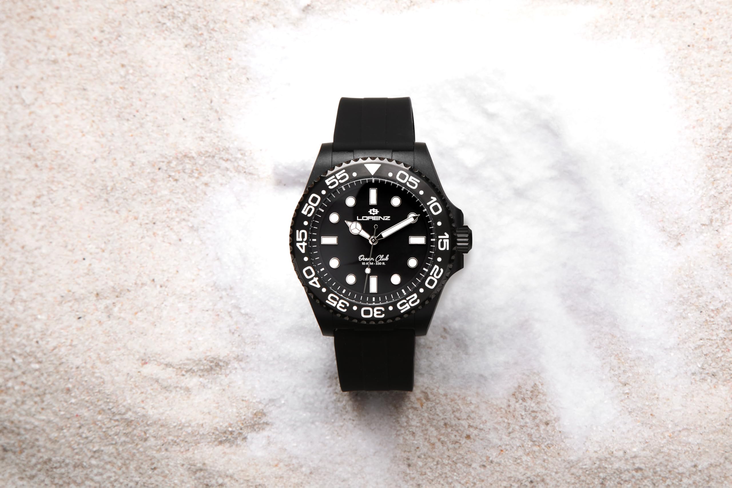 Lorenz Ocean Club 030268AA - Orologio Sportivo da Uomo al Quarzo - Orologio con cassa in superlega Soft Touch nera - Cinturino in Gomma con chiusura deployante - Sub 100 metri - Cofanetto speciale sub