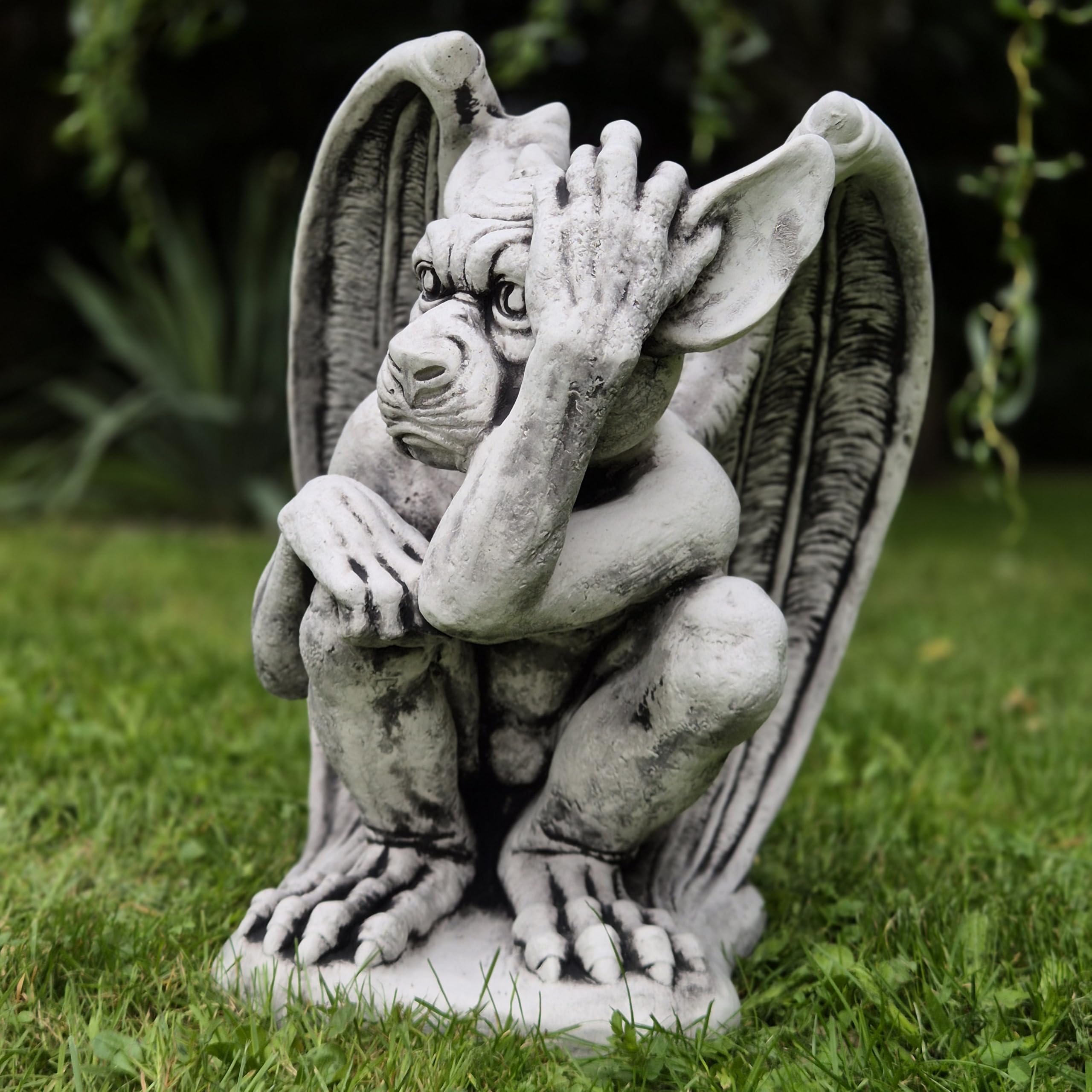 FABRIQ Gargoyle Figur 43 cm | Wächter Gartenfigur | STEINGUSS | 23 kg Schwer | Gothic Deko | Wetterfest Außenfigur