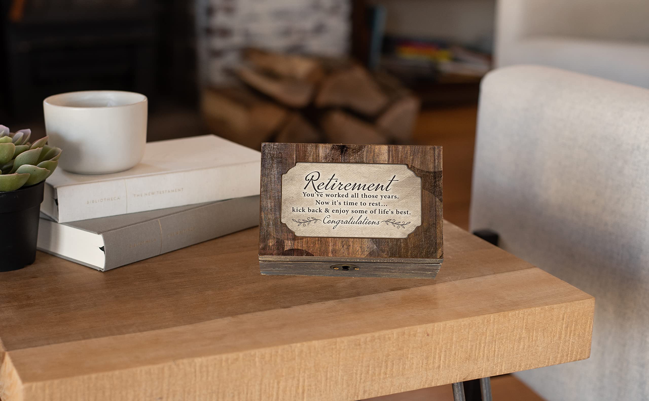 Playwell Musik-Box mit Aufschrift "Retirement Congratulations", Holzmaserung