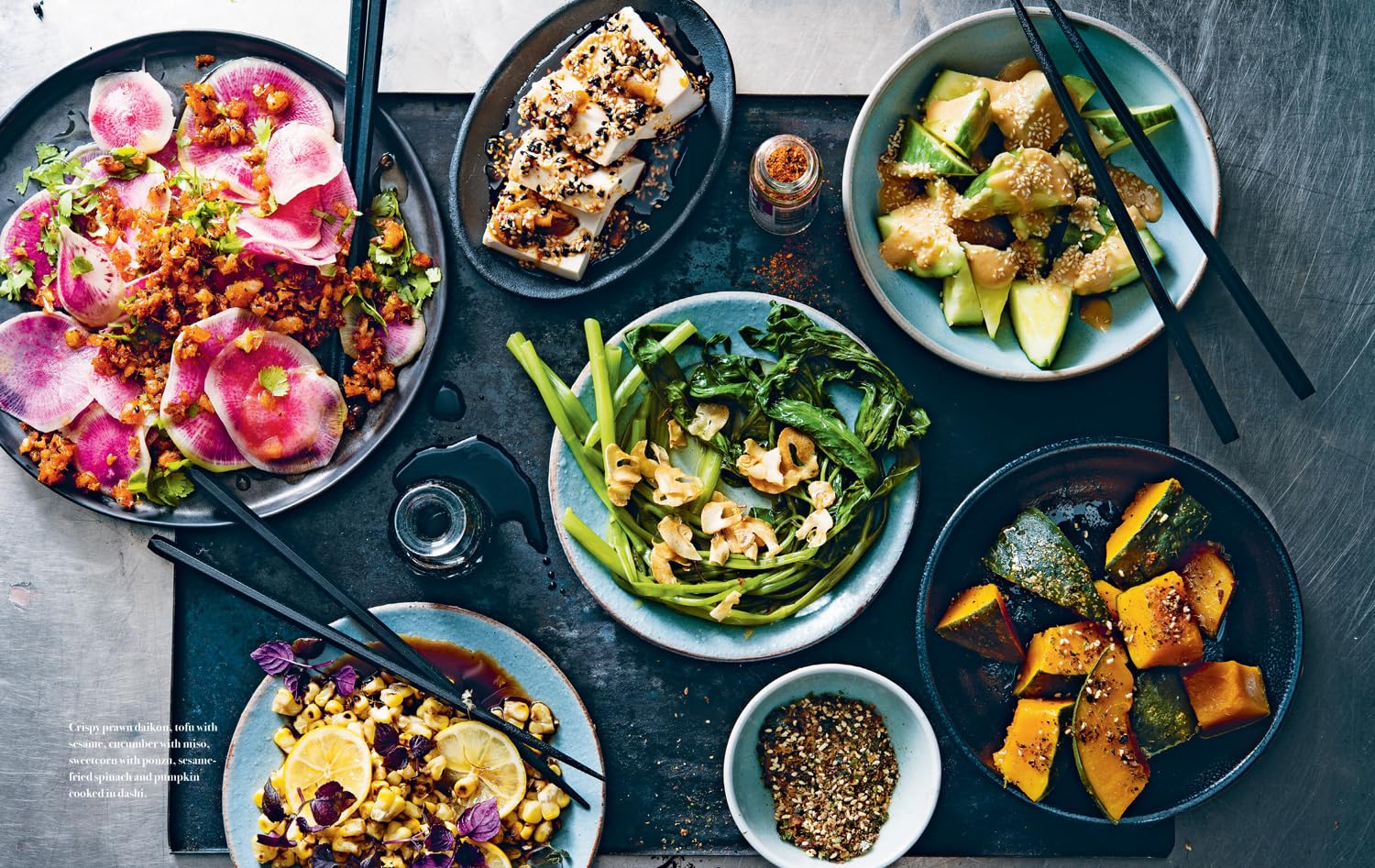 Ramen: The Japanese-inspired cookbook packed with fresh and healthy recipes for home chefs