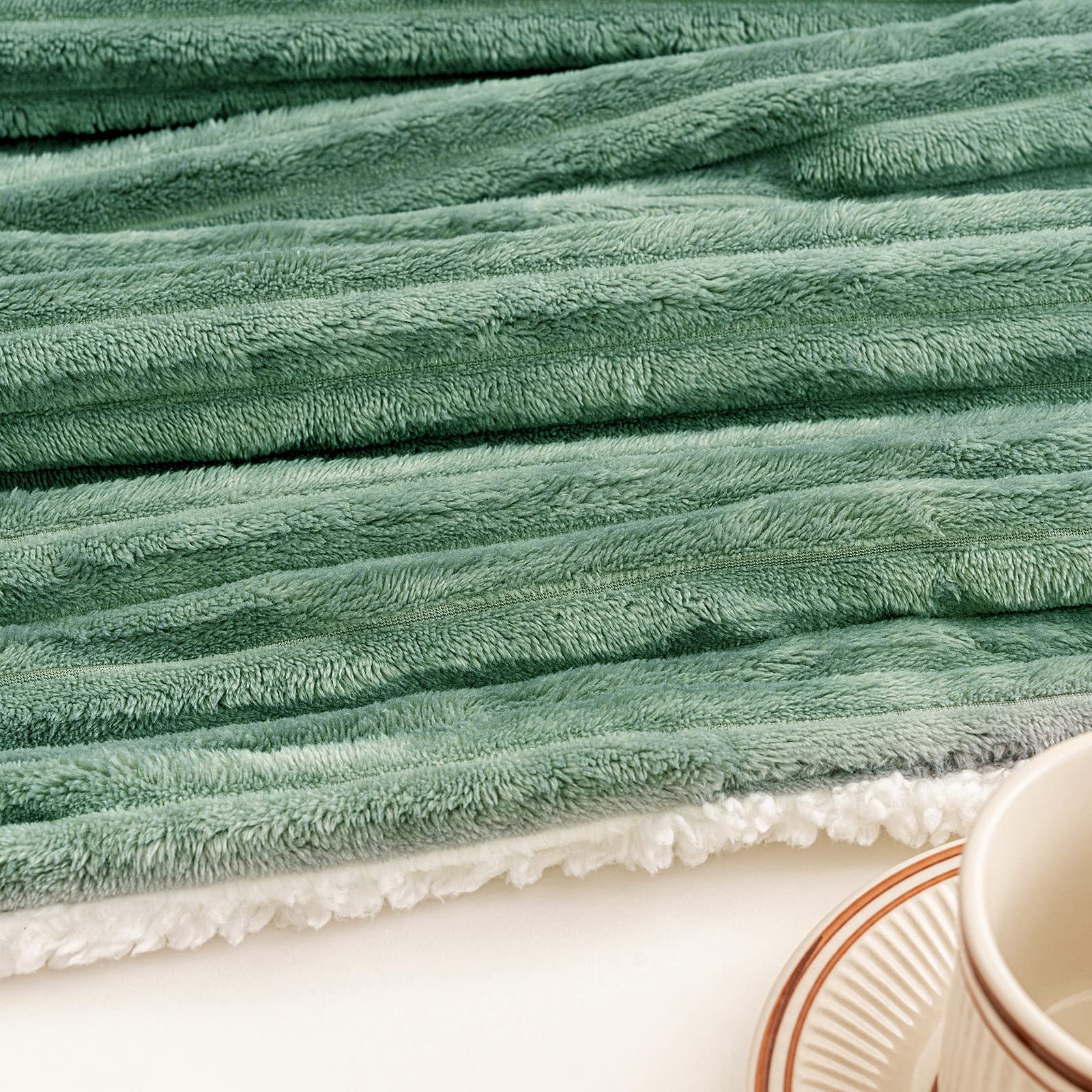 Coperta Pile EMEMA 170x210cm - Morbida, Vellutata, Per Divano E Letto, Verde Chiaro, Lavabile In Lavatrice - Foto 13