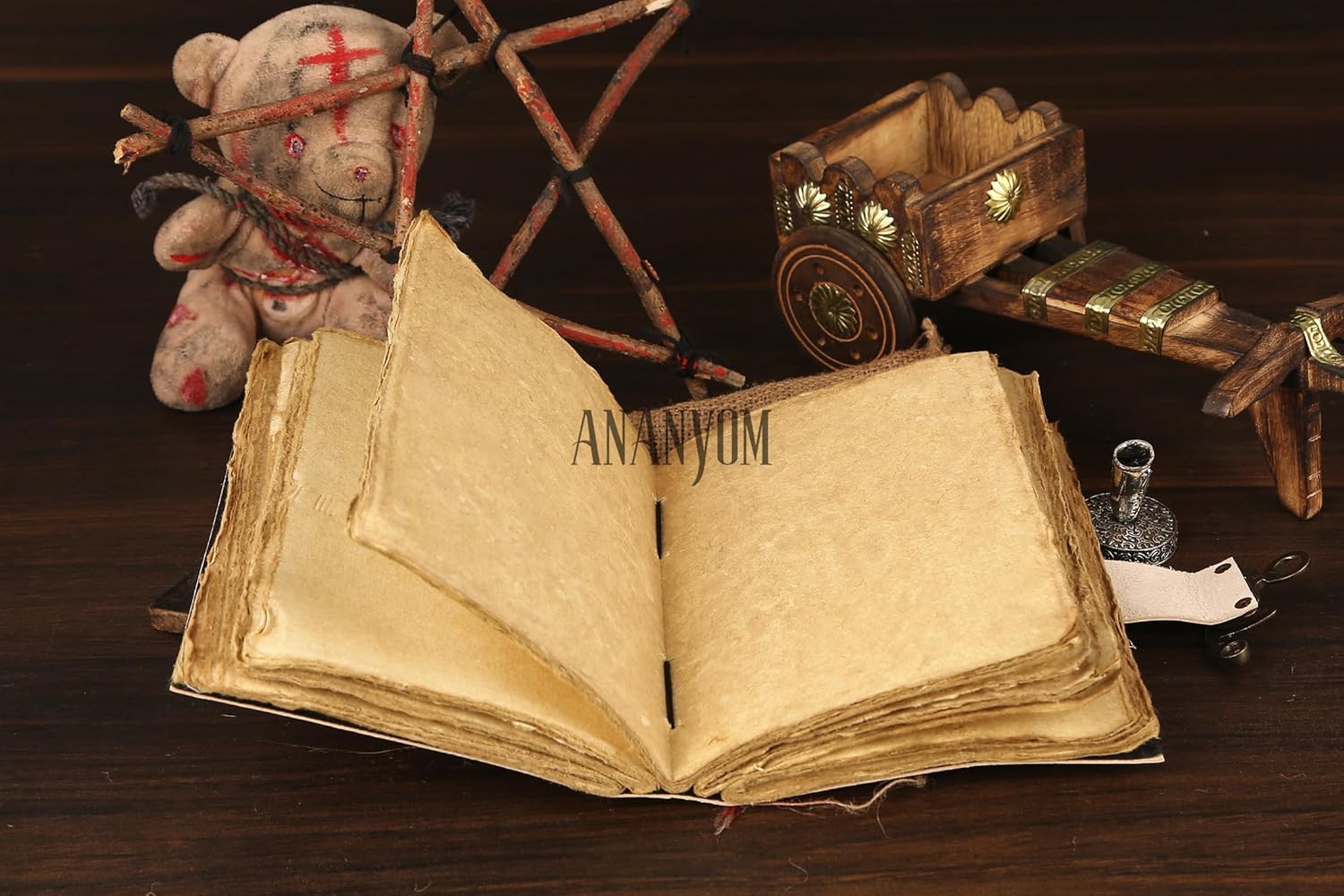 Vintage Leather Journal 200 Pages 8x6 Inch Owl Spell Handmade Deckle Edge Paper With Brass Clasp Journal Notebook for men & Women