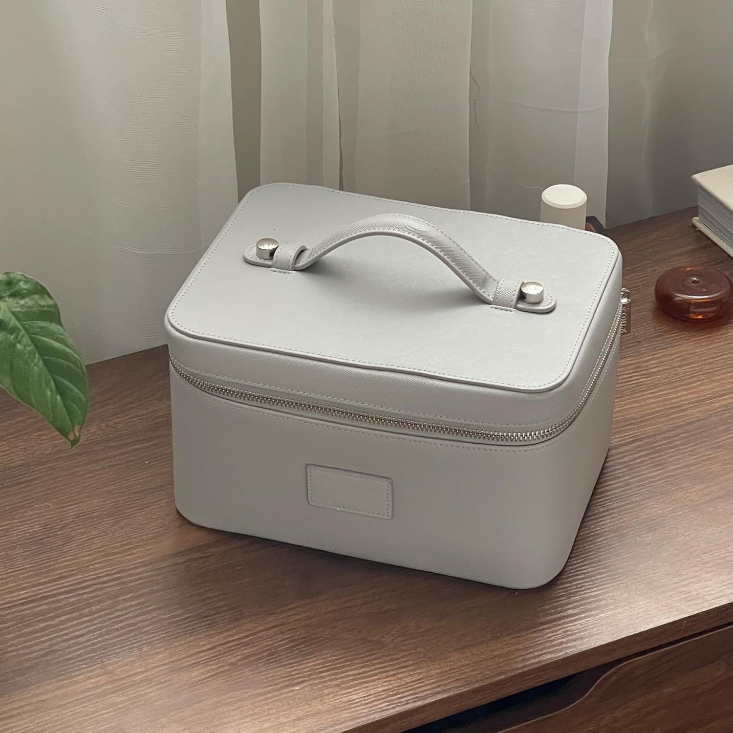 ETOILE - Vanity Case Grey - Stylish Travel Makeup Bag Organizer with Dividers - Image 2