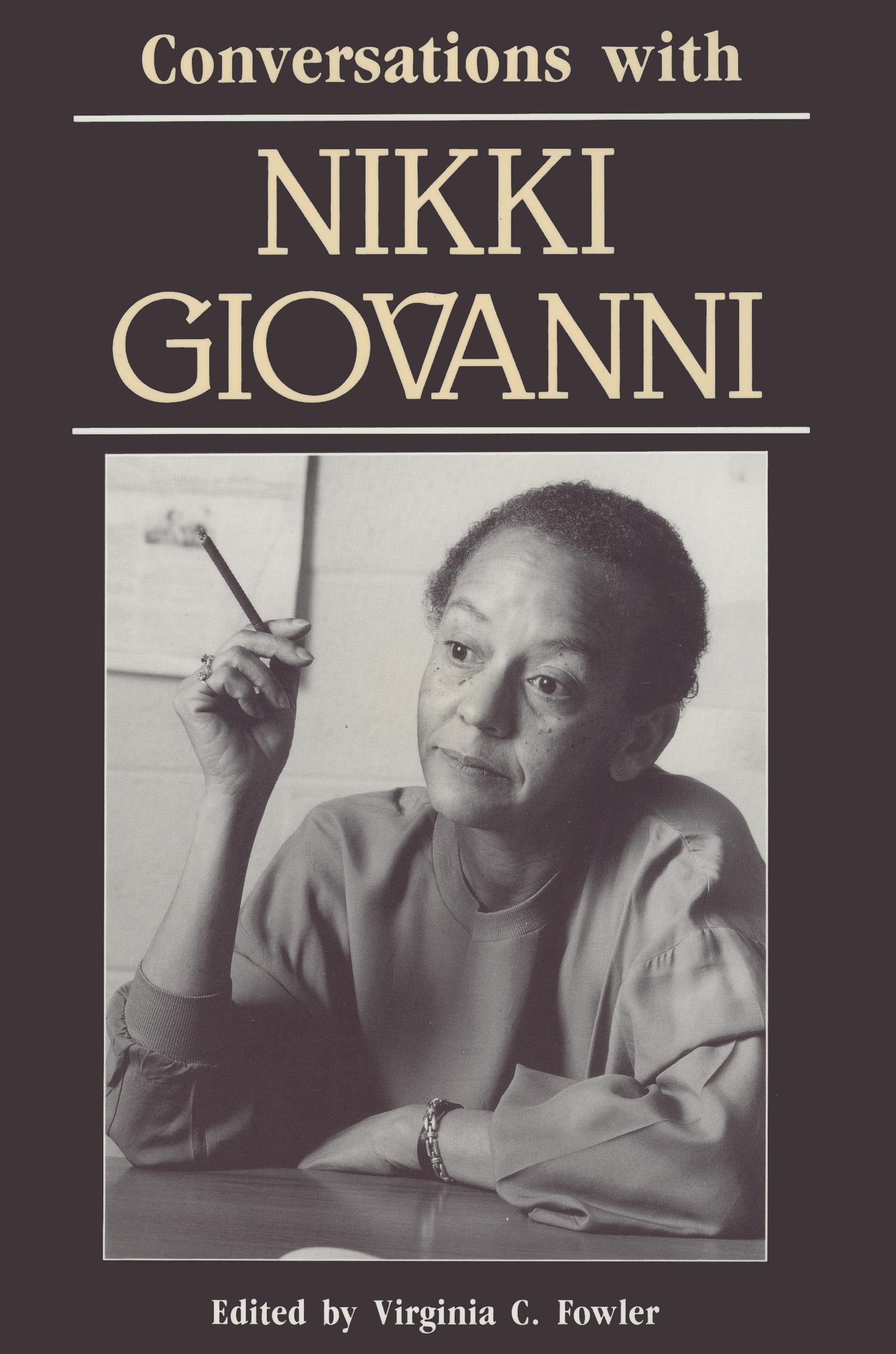 Conversations with Nikki Giovanni (Literary Conversations)