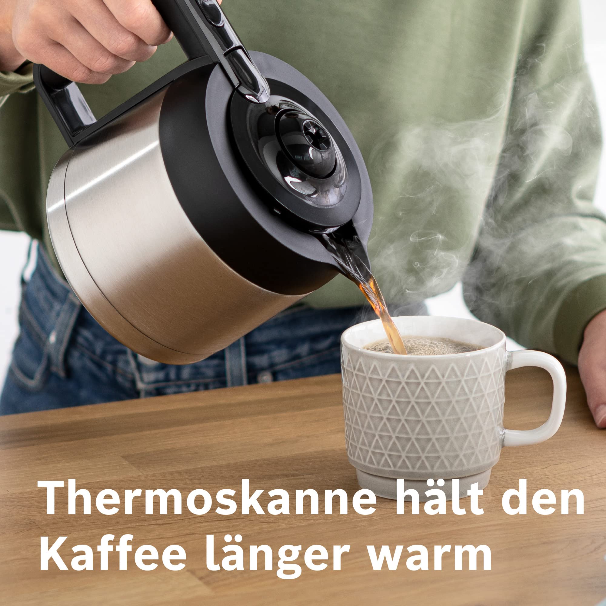 Bosch Filterkaffeemaschine Styline TKA8A054, Edelstahl-Thermokanne 1,1 L, für 8-12 Tassen, abnehmbarer Wassertank, Tropfstopp, schwenkbarer Filterträger, Kabelstaufach, 1100 W, rot