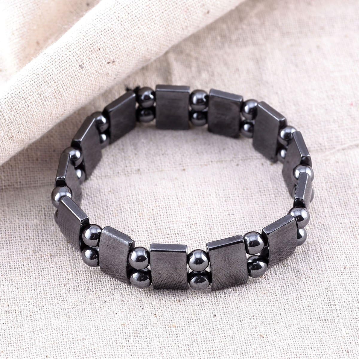VIKI LYNN 2 Pcs Hematite Magnetic Bracelets for Women and Men Hematite Magnetic Stone Beads Adjustable Magnetic Bracelet Wristband Dainty Jewelry Gift for Mom, Dad, Wife, Friend S27-St2