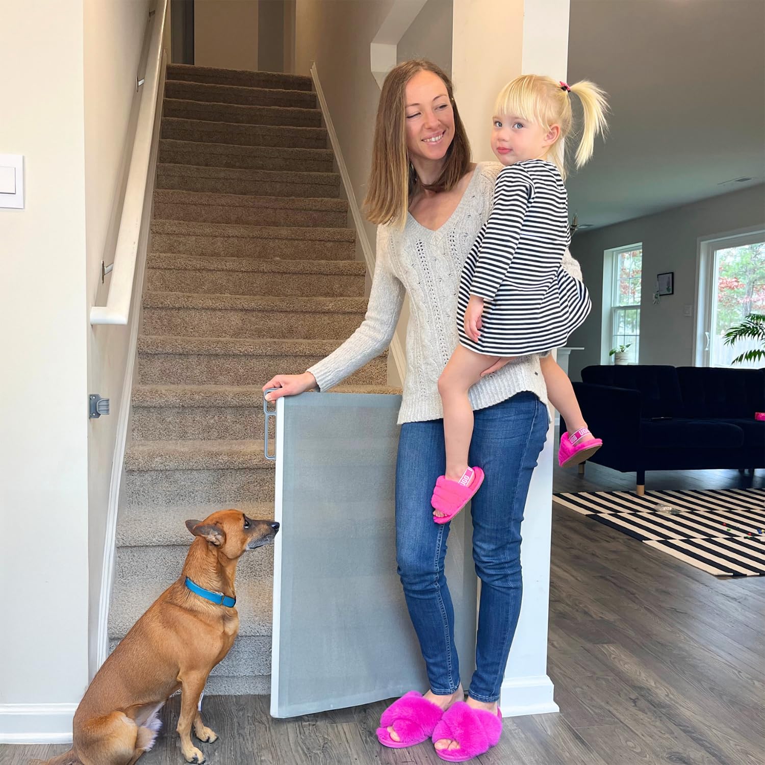 HomzAssist Retractable Baby Gates, Dog Gate or Baby Gate for Stairs, Doorways Hallways, 33