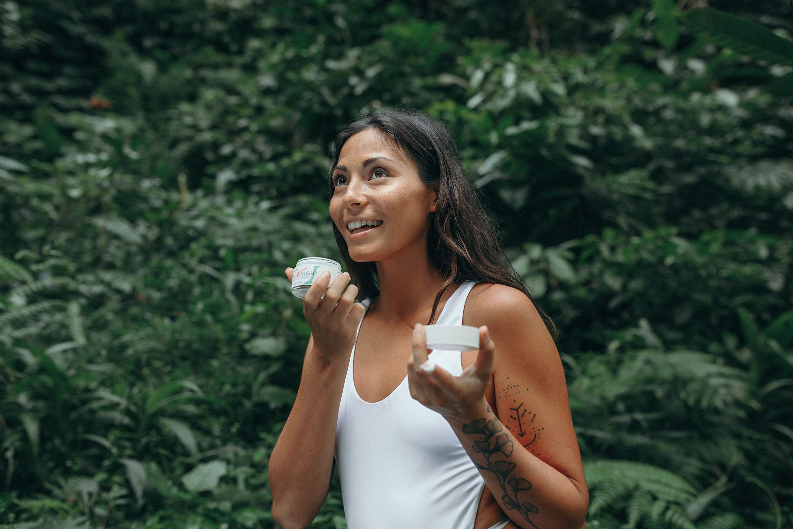 HelloBody Alo Night Moisturizing Night Cream (50ml) - Light Texture Gel  Face Cream - Intensive Facial Care with Hyaluronic Acid and Aloe Vera :  Amazon.com.be: Beauty