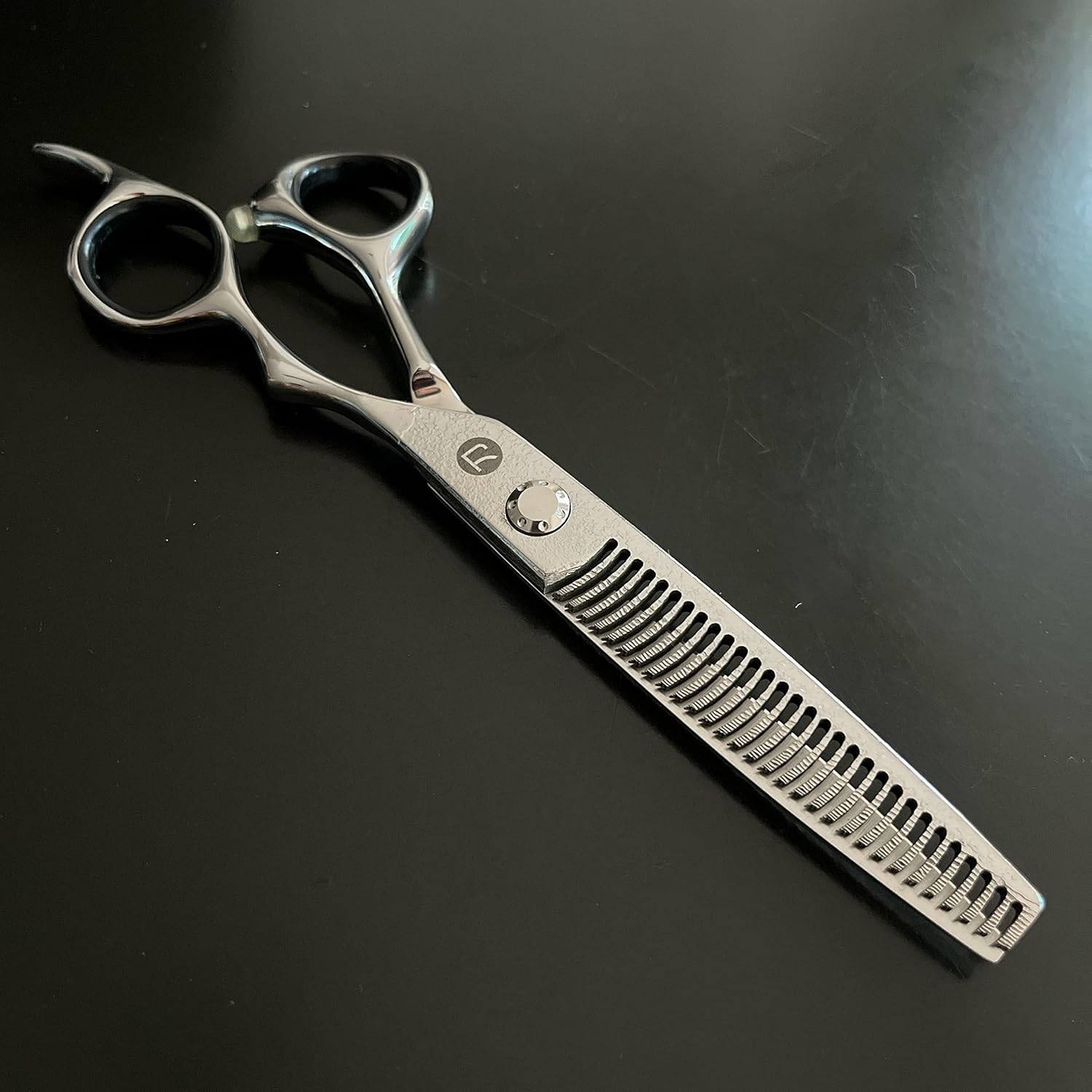 Saki Dotanuki Hair Thinning Shears Made From Japanese Damascus Steel - Professional Hair Texturizing Scissors - Sharp