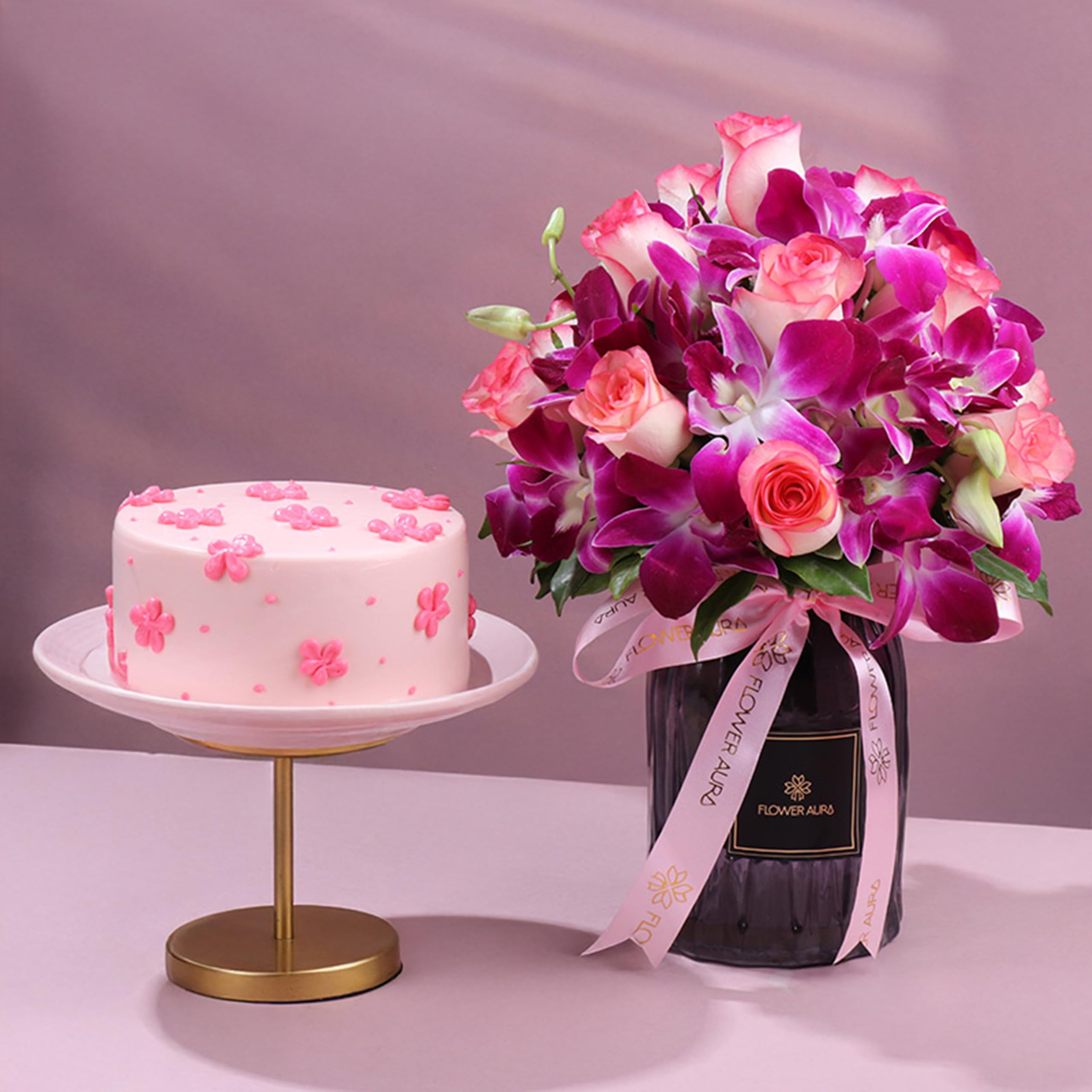 FlowerAura Premium Combo of Fresh Live 16 Mix Flower Bouquet In Glass Vase With Chocolate Cream CakeBirthday | Anniversary | Valentine's Day | Love & Romance | Rose & Chocolate Day (Same Day Delivery)-image-29