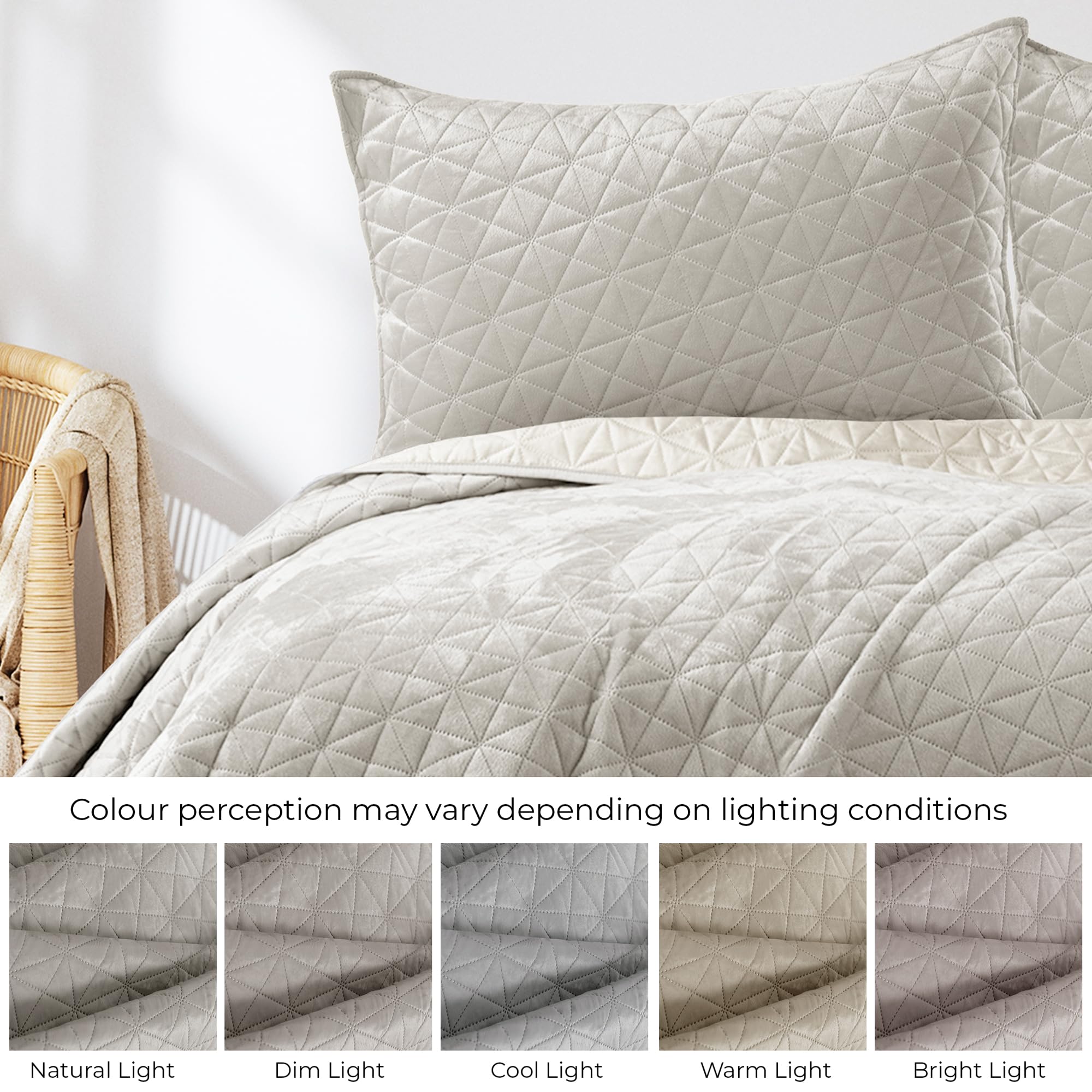 Tagesdecke 260x280 cm Beige Bettüberwürf zweiseitig Steppung Laila | Velvet Samt