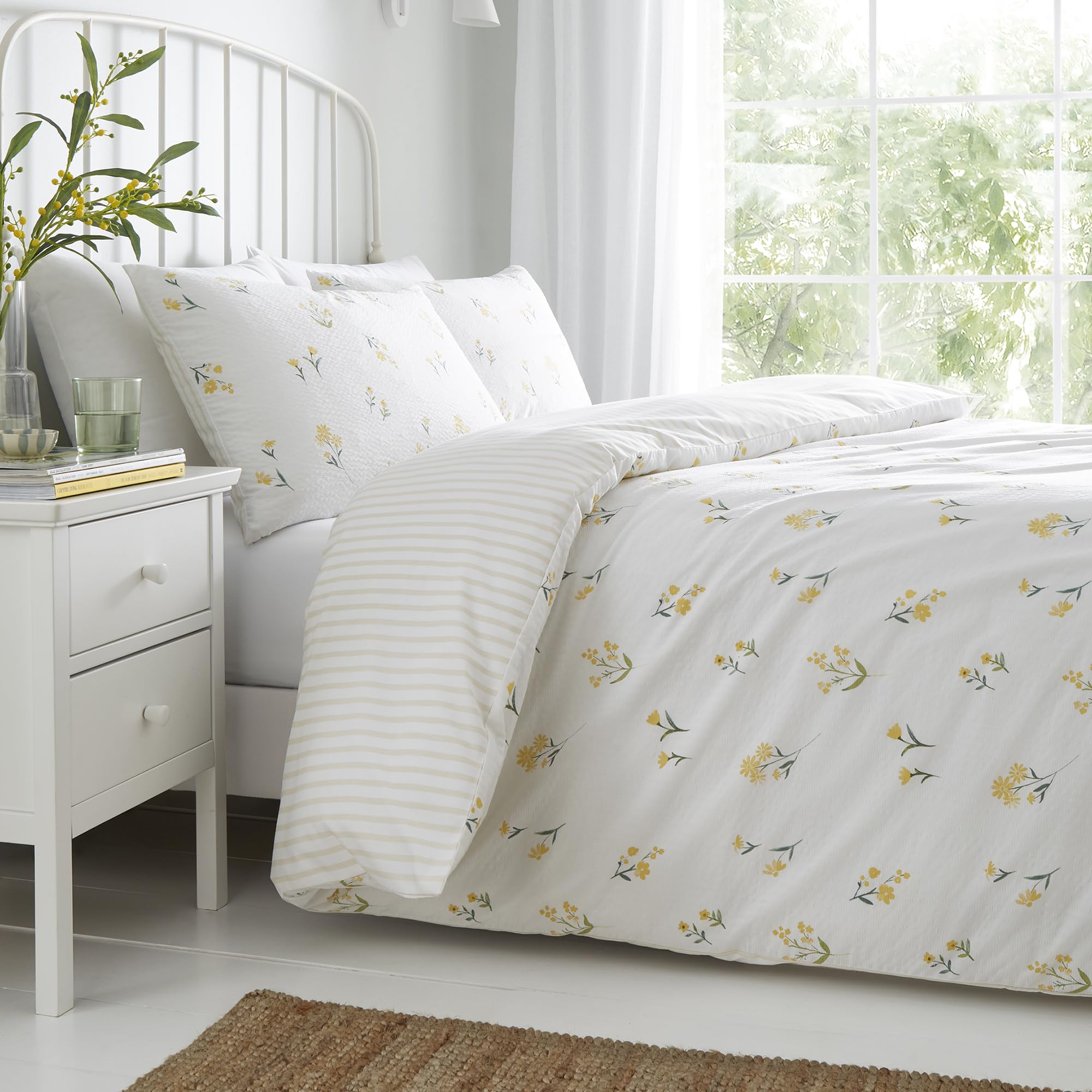 Dreams & Drapes - Duvet Cover Set - Single - Yellow