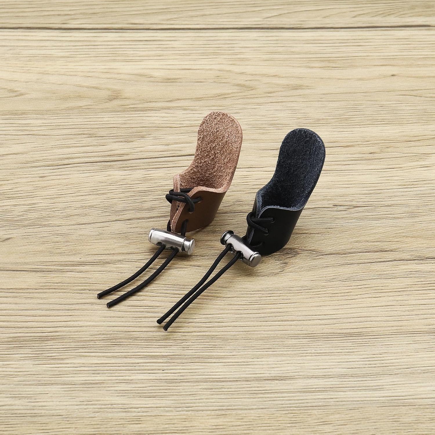 4Pcs Finger Protection Pad Finger Gloves Archery Finger Tab Leather Thumb Ring Arrow Finger Pad Sport Accessories 4.9x2.3cm
