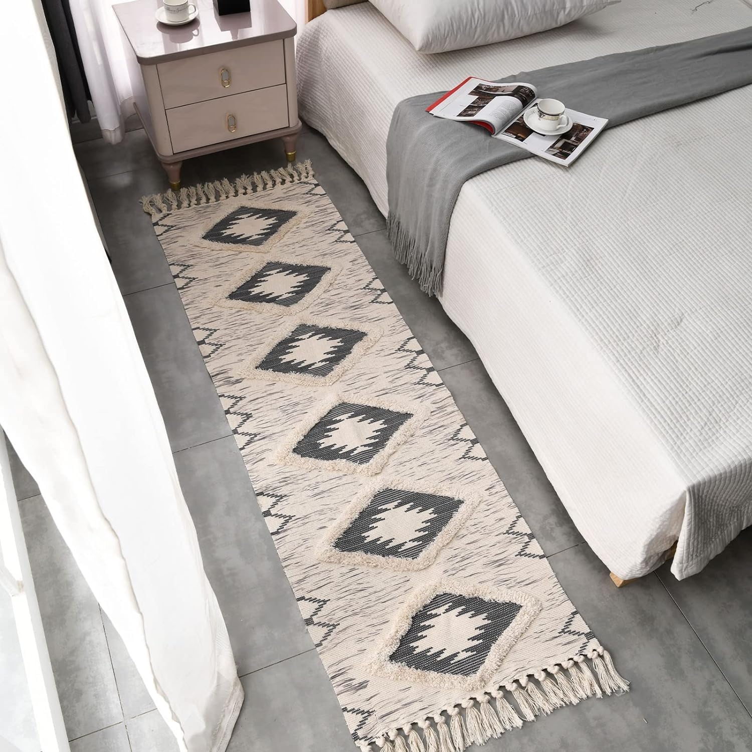 Tappeto in cotone trapuntato, lavabile con nappe, copriletto geometrico shag, in tessuto bohémien, per lavanderia/camera da letto (60 x 180 cm, grigio) (EU-JM-SLH)