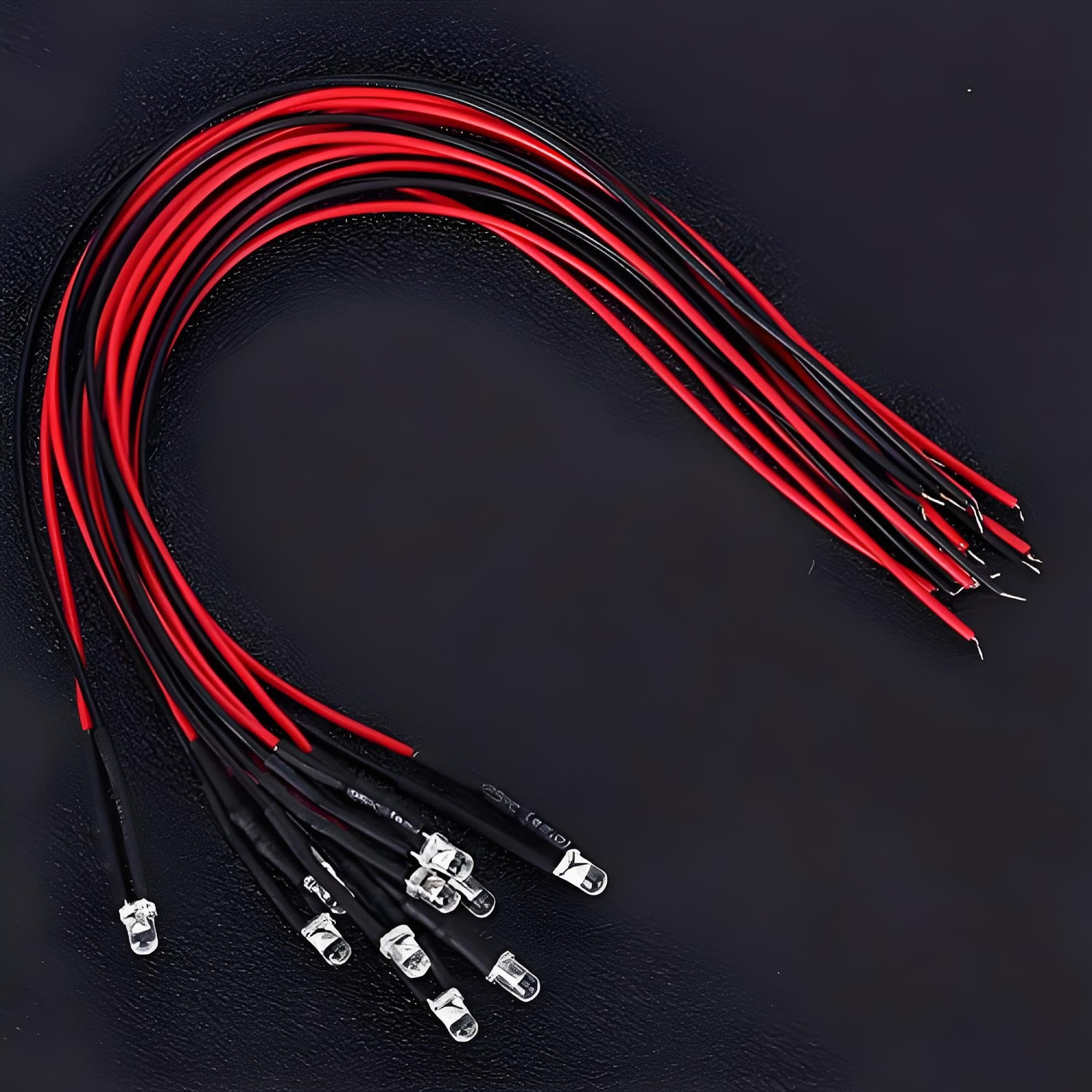 Fafeicy 50 Pezzi Diodi LED Cablato Emissione 5-12V 3mm 0.06W Luminosa Testa Tonda Luce Bianca Calda