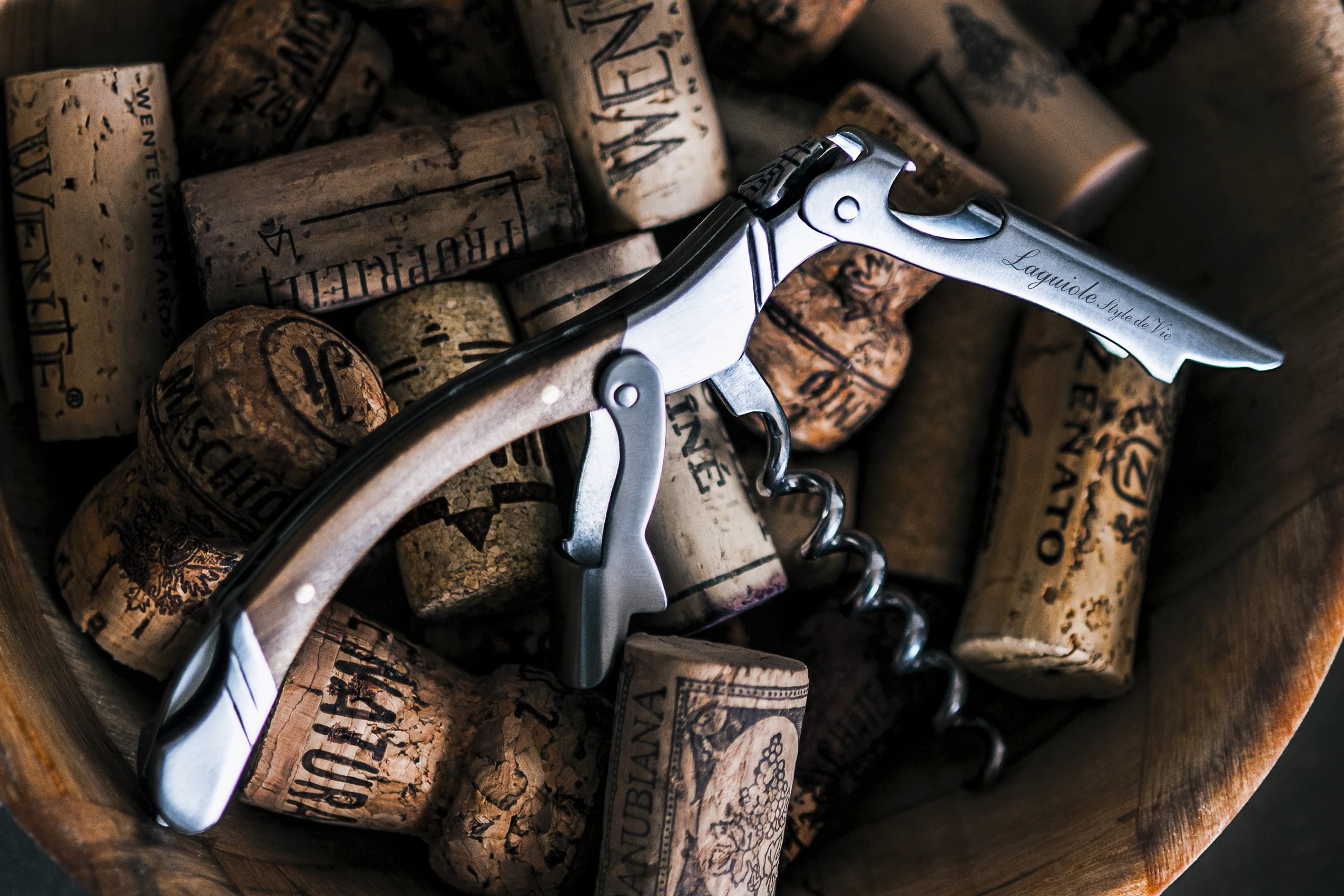 Laguiole Style de Vie Sacacorchos, abrebotellas con cortador de láminas, madera de olivo