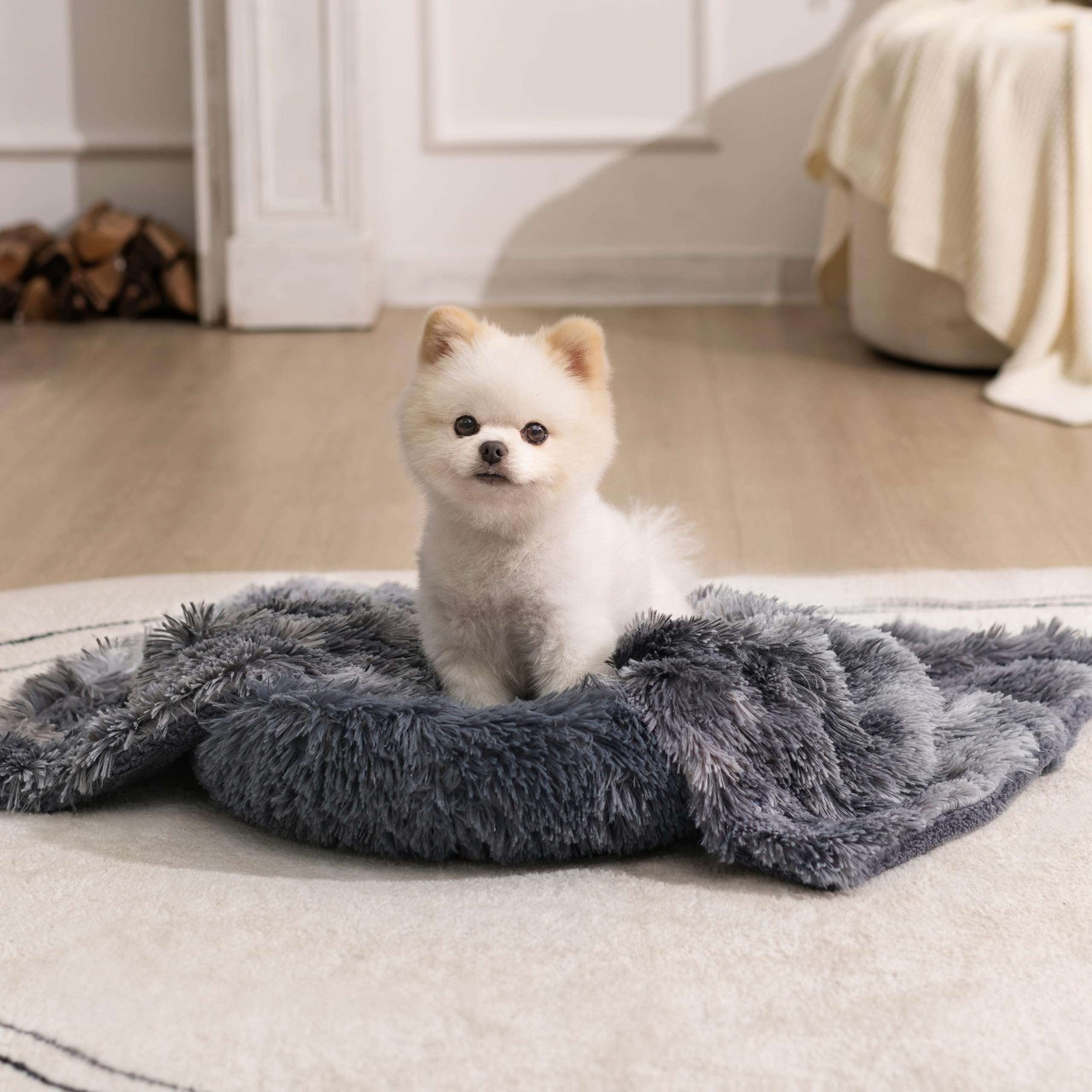 gogobunny Waterproof Dog Blanket for Large Dogs, Cats, Puppy, Reversible Faux Fur Pet Throw Blanket, Washable, Calming Furniture Protection for Sofa