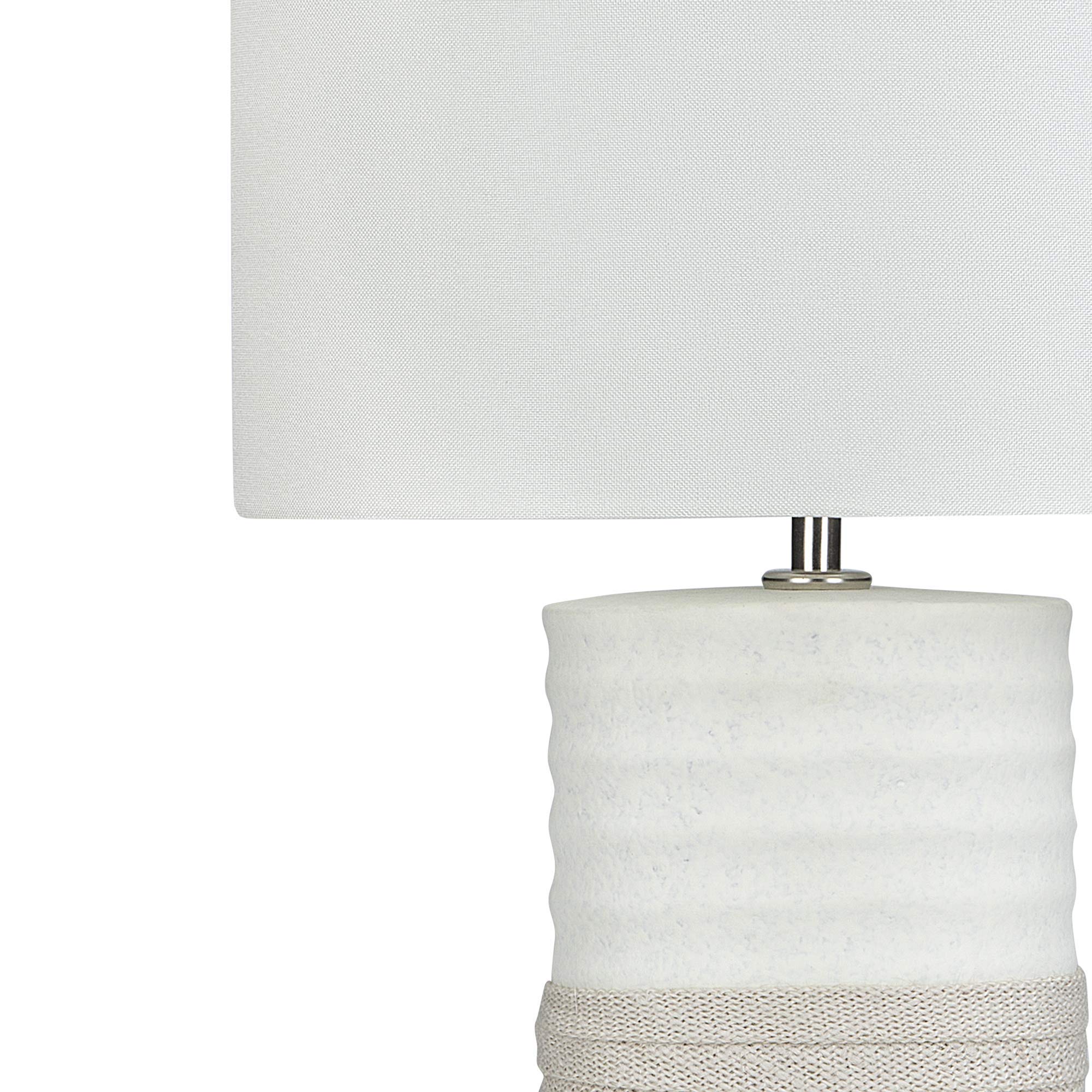 Beliani Klassische Tischlampe Leinen/Porzellan weiß und helles Beige Navia