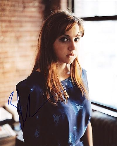 Zoe Kazan AUTOGRAPH Signed 8x10 Photo D