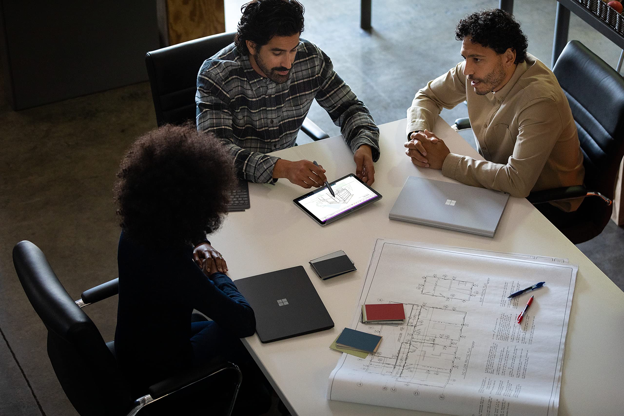 2020 Microsoft Surface Go 2 con Intel Core m3-8100Y (10,5-pollici, 4GB RAM, 64GB SSD) Platino (Ricondizionato)