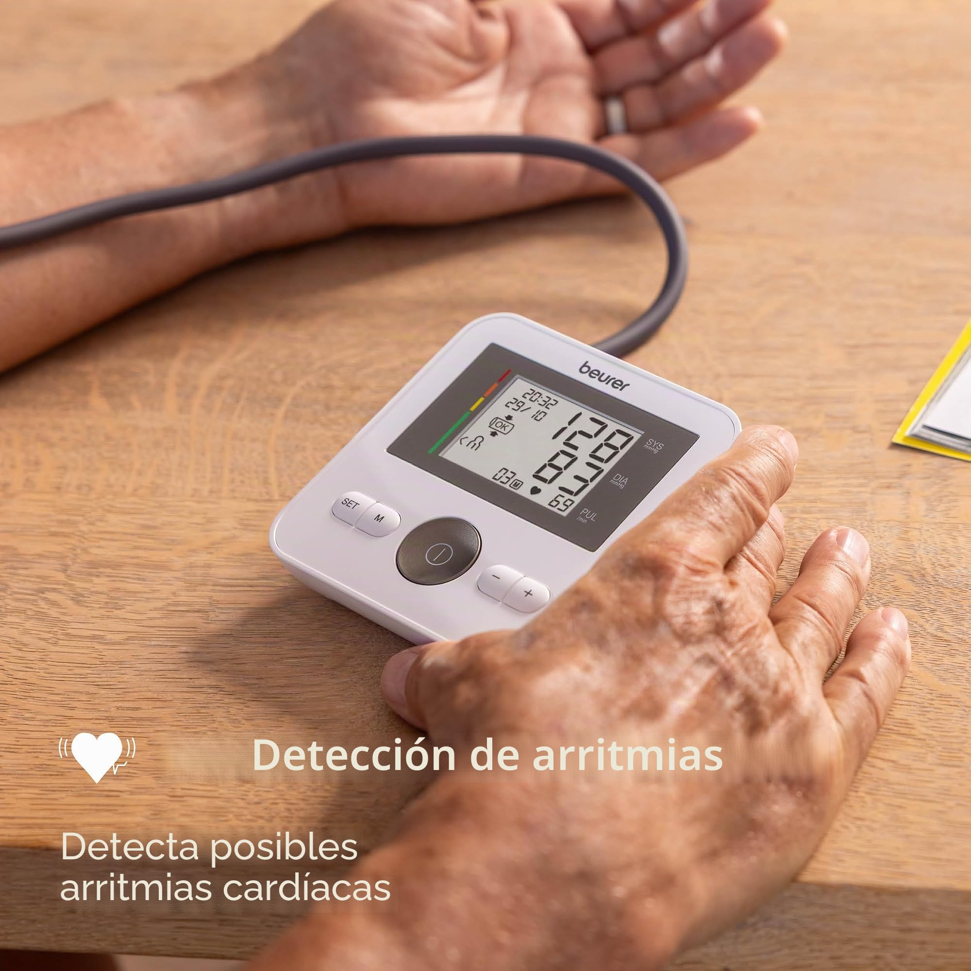Beurer BM27 Tensiómetro de Brazo, Blanco, Indicador OMS, Detección de Arritmia + PO 30 Pulsioxímetro, medición saturación de oxígeno (SpO2) y frecuencia cardíaca