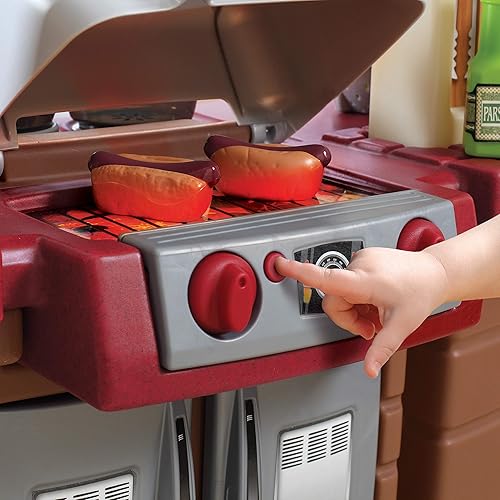 Miniatura 7 de Step2 Grand Walk-In Kitchen  Grill - Cocina Step2 para niños cocina de juego grande con parrilla microondas estufa y refrigerador kit de accesorios